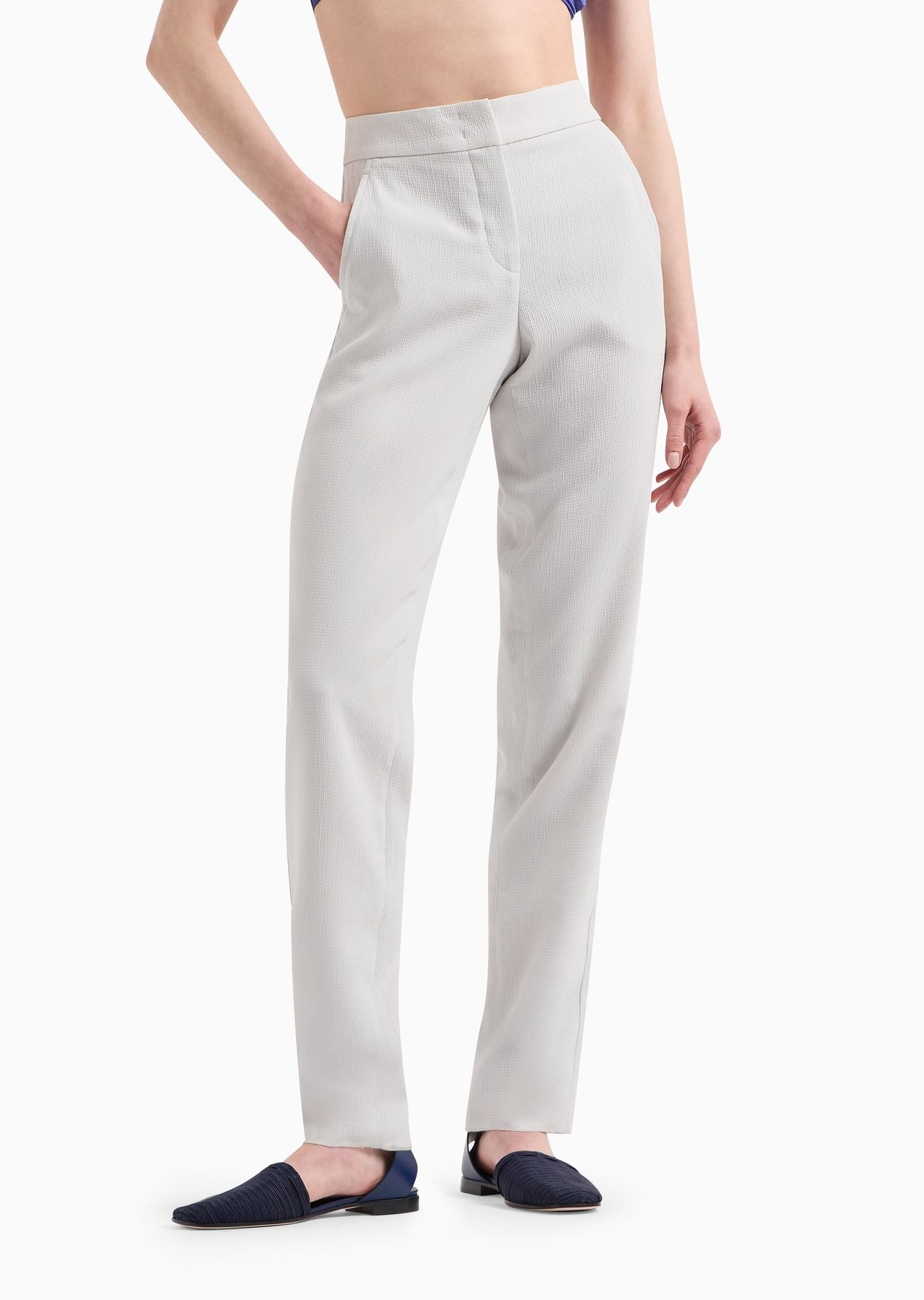Technical seersucker trousers with darts - 2