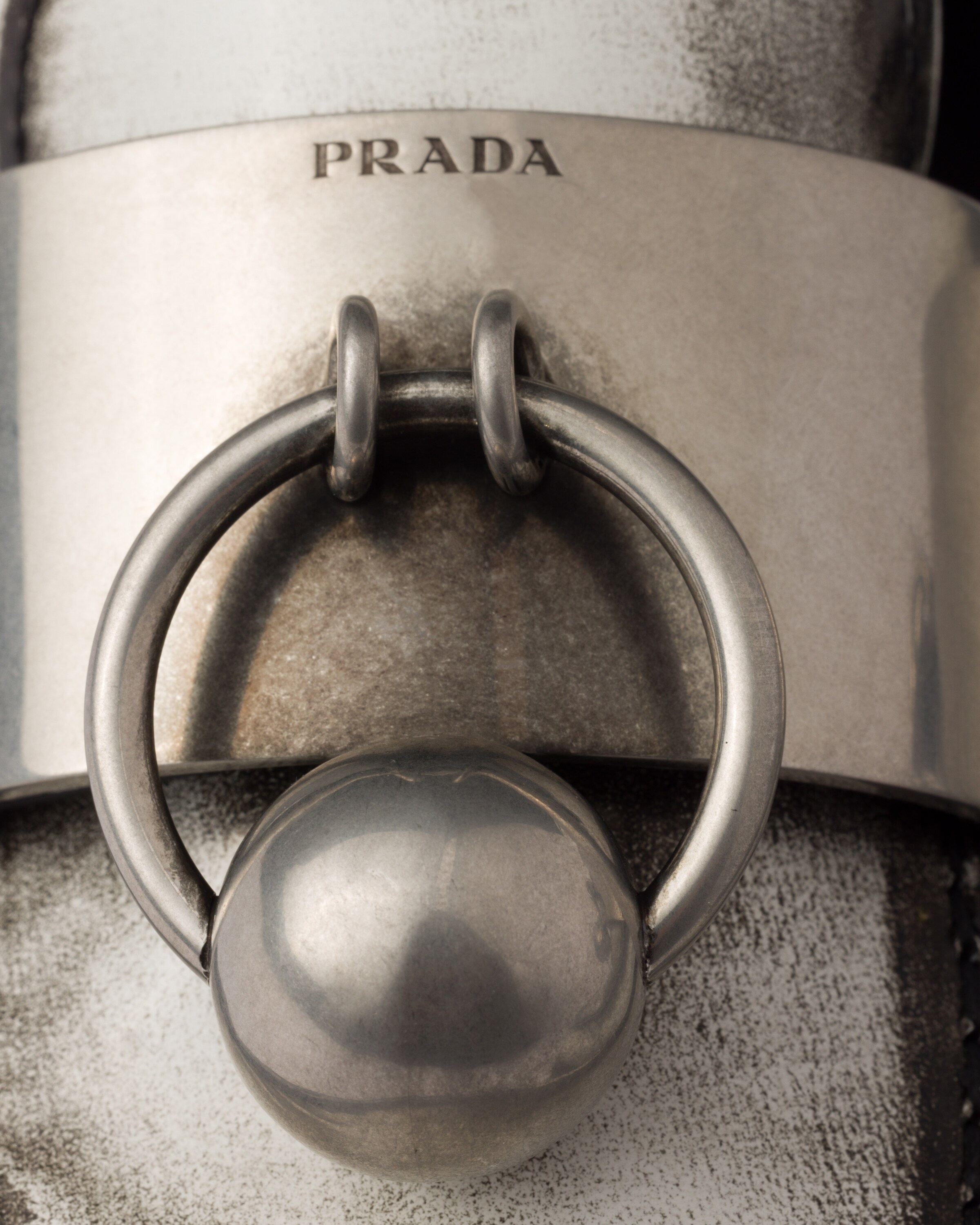 Brushed leather loafers with metal details - 7