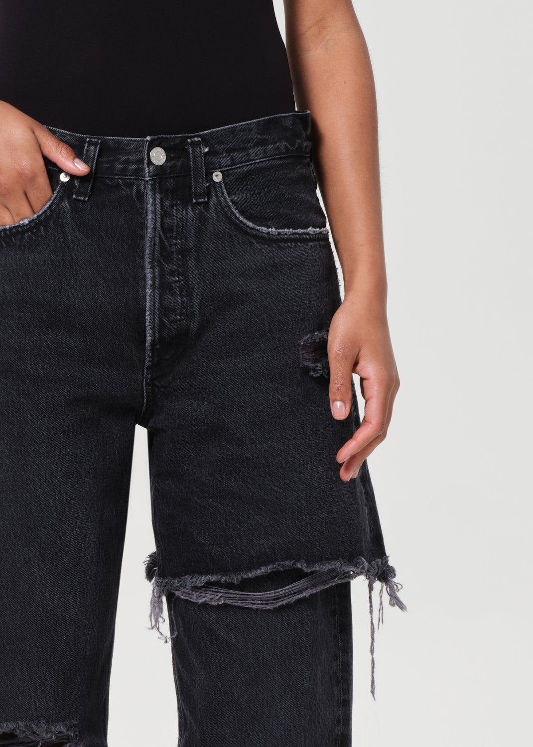 AMRYN JEAN IN BLACK ROW - 6