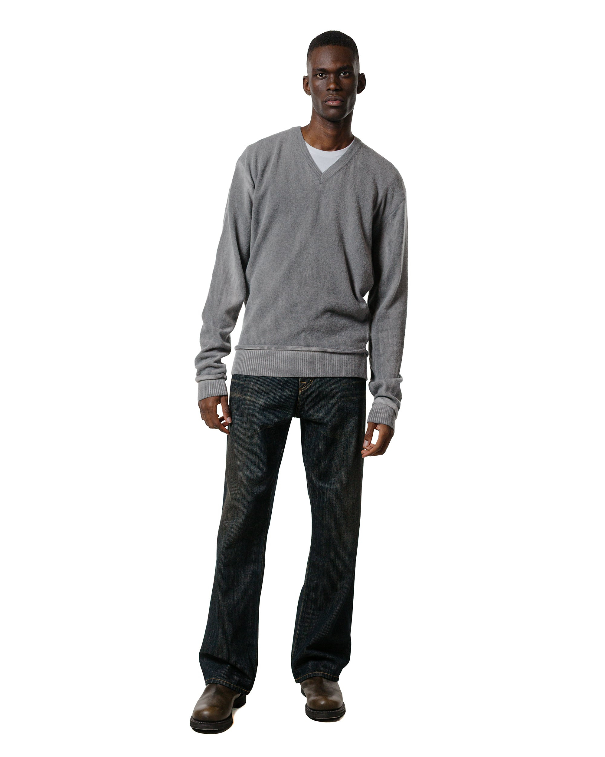 Parallel V-Neck Grey Spray Dye Cherub Wool - 4