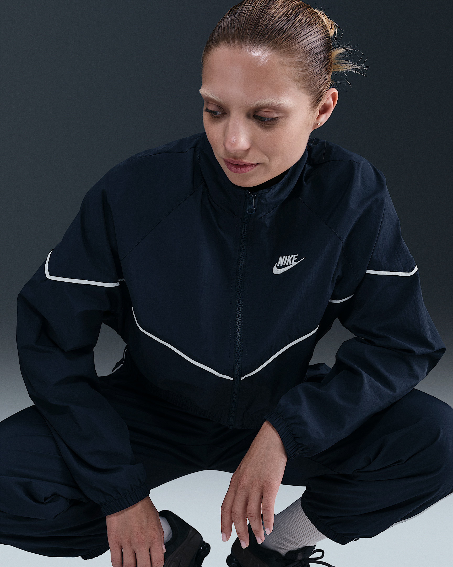 Nike Sportswear Windrunner Women's Woven Jacket - 3