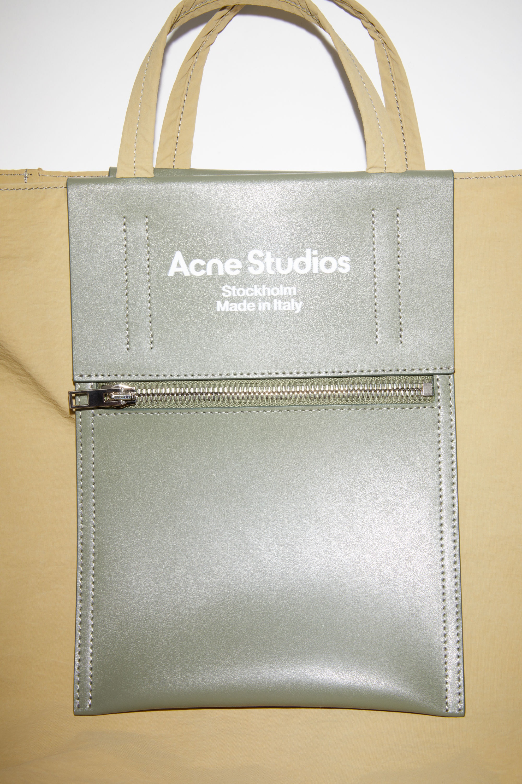 Papery recycled Nylon tote bag - Olive green/green - 5
