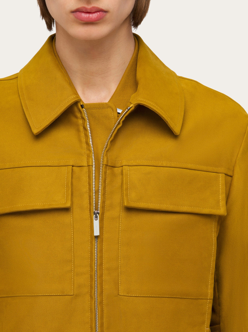 Blouson with applied pockets 4