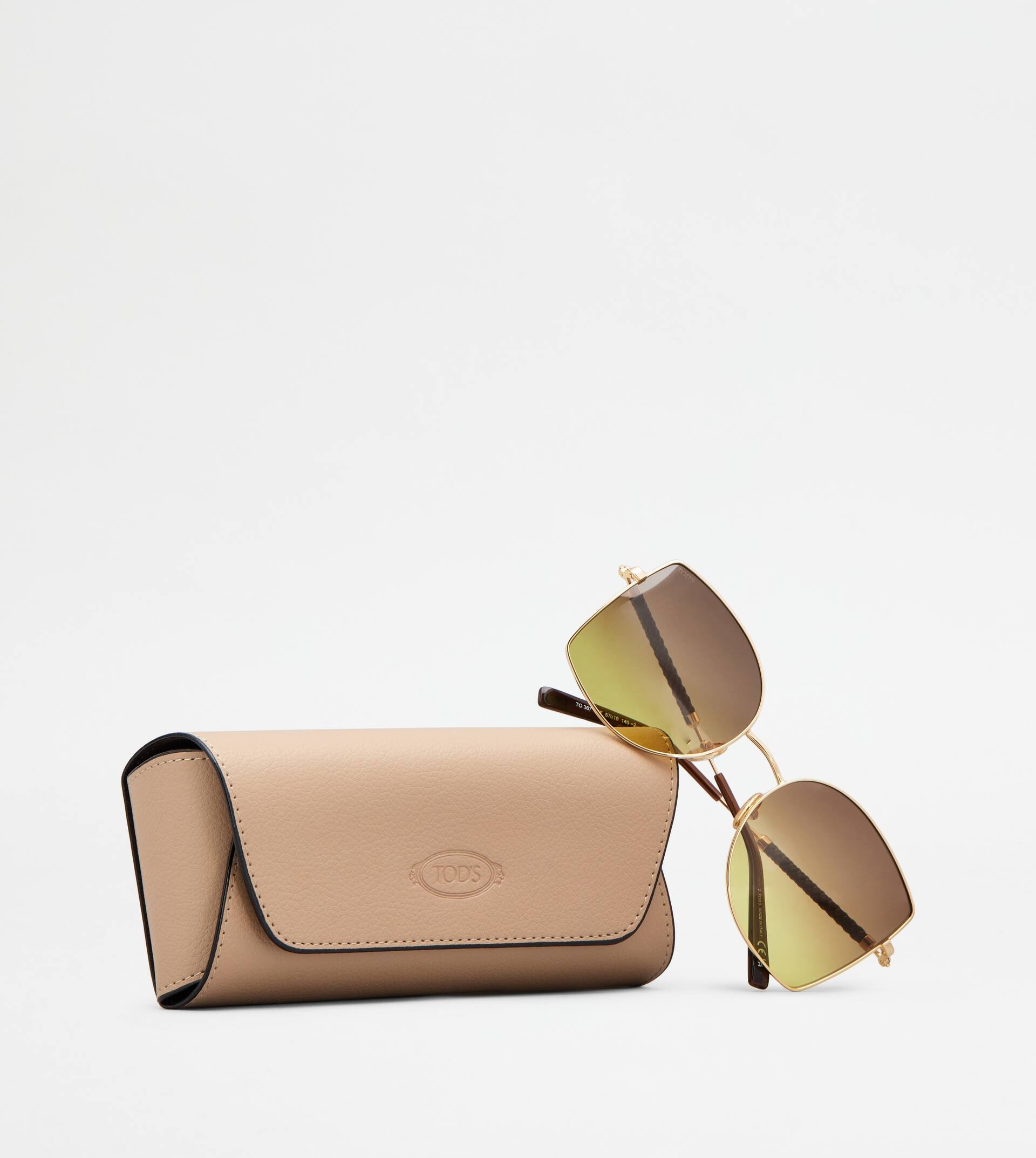 SUNGLASSES WITH TEMPLES IN LEATHER - GOLD - 5