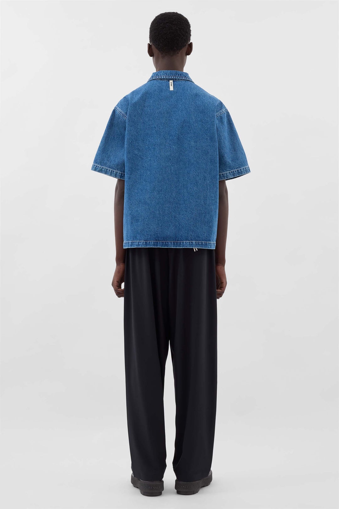 SHORTSLEEVE POLO SHIRT / light washed denim - 4