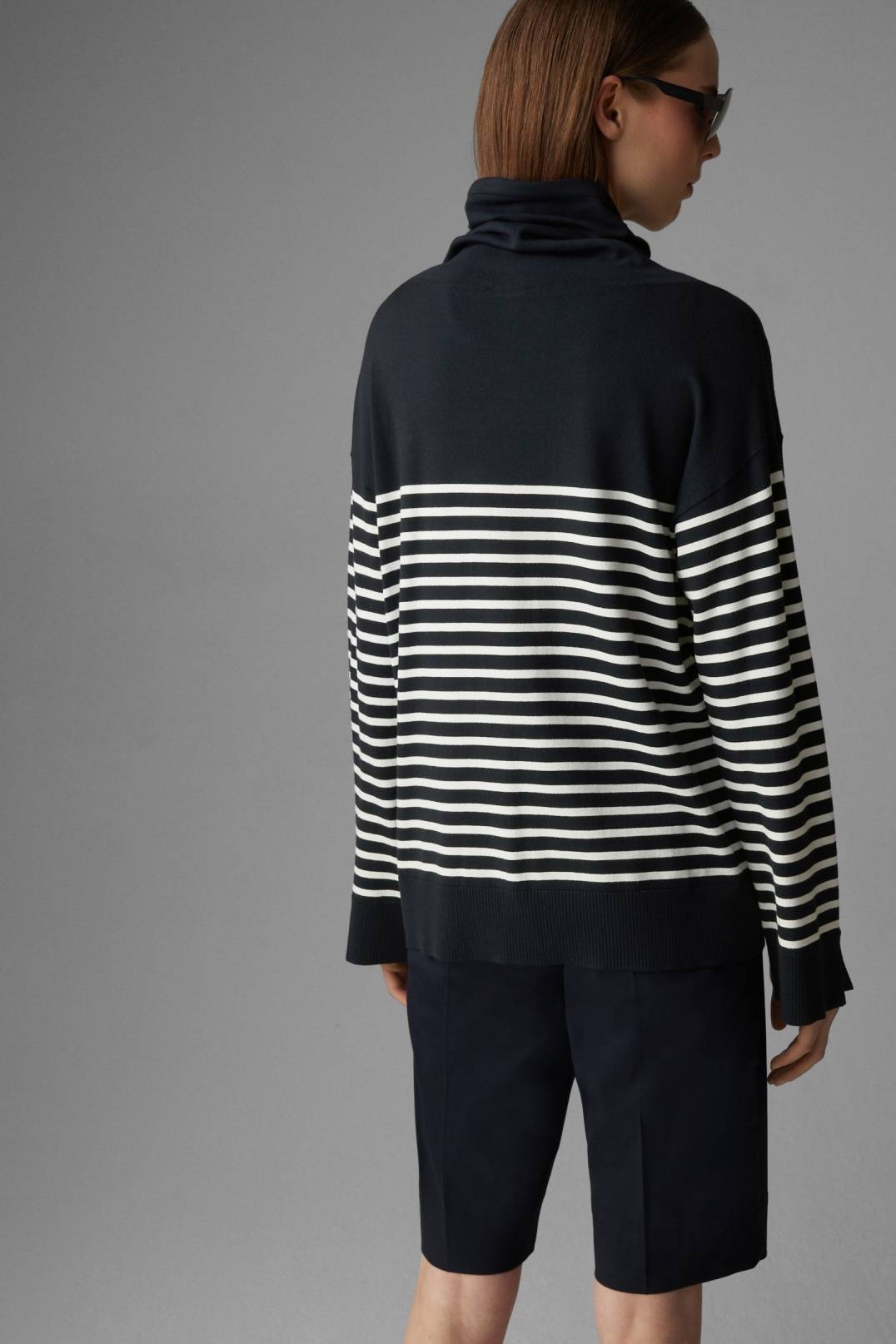 SADIA KNITTED PULLOVER IN NAVY BLUE/WHITE - 3
