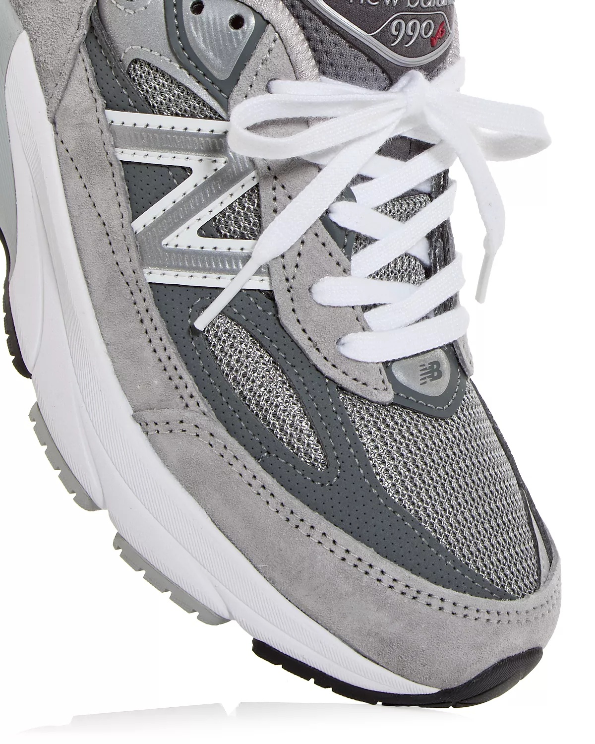 Women's 990 V6 Low Top Sneakers - 5