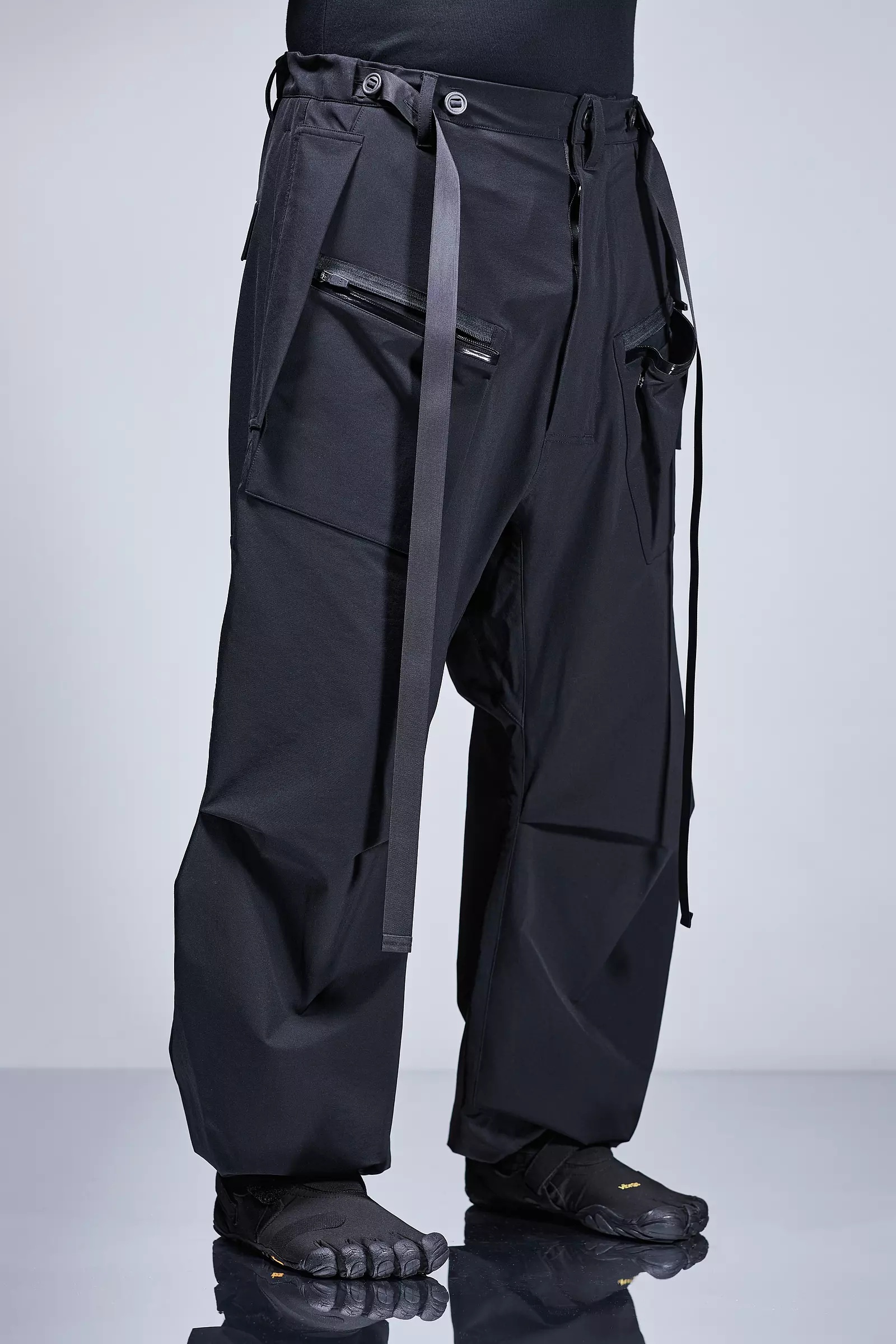 P46A-DS schoeller® Dryskin™ Cargo Vent Pant Black - 30