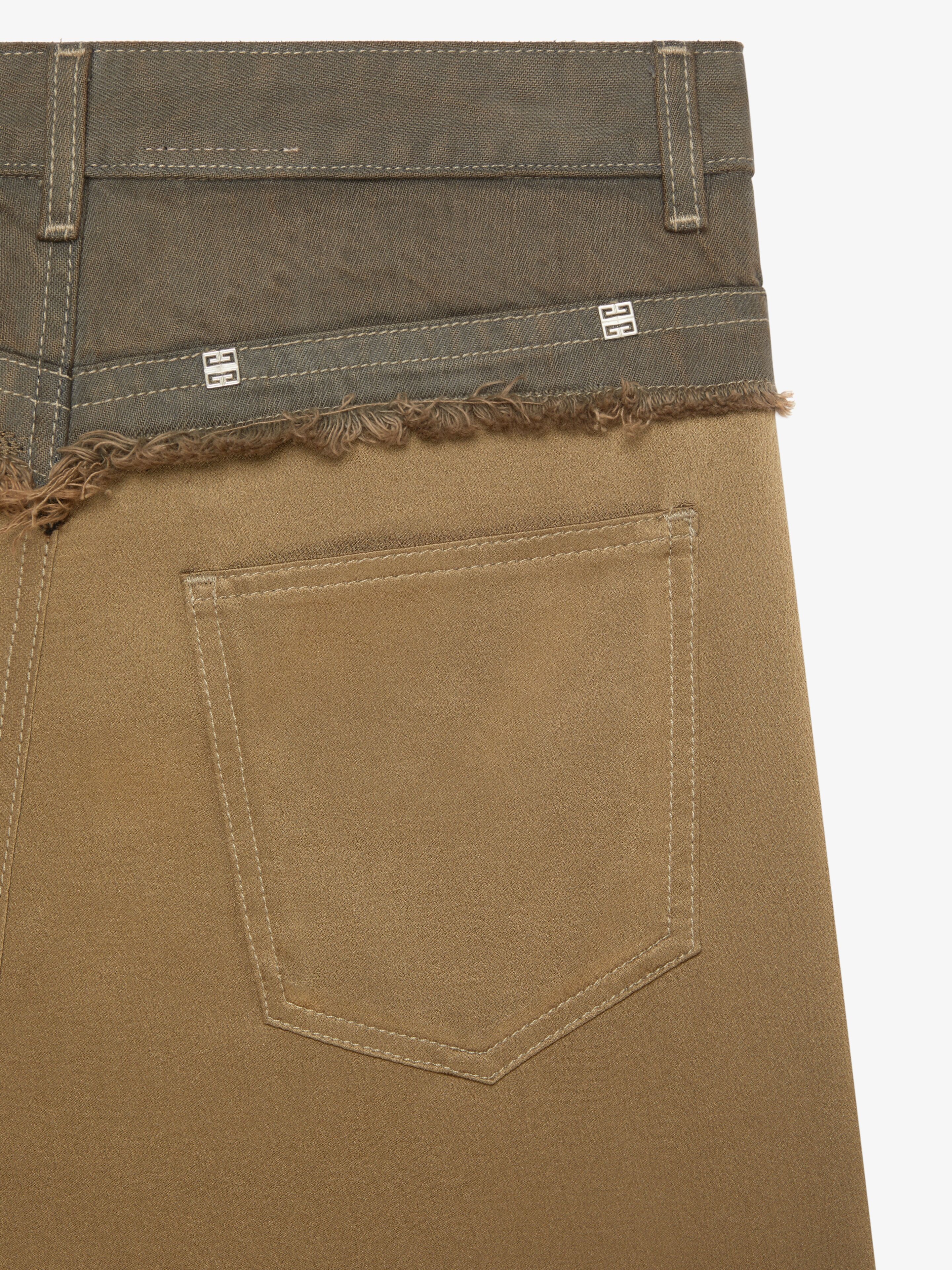 OVERSIZED JEANS IN MIXED DENIM - 5