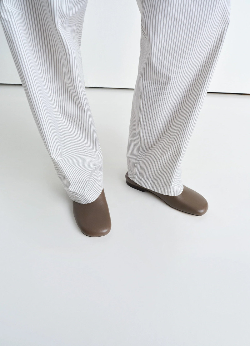 Lemaire SLIPPERS outlook