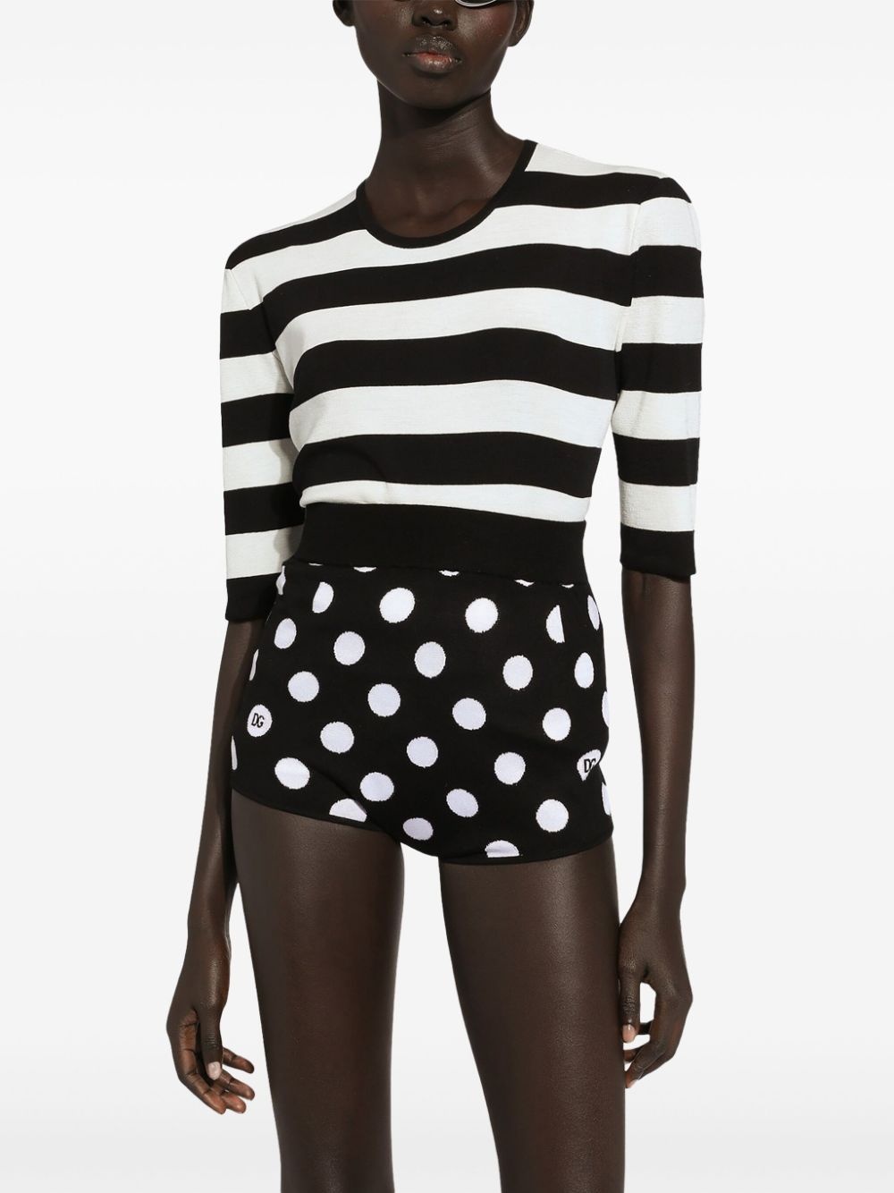 crew-neck striped top - 4
