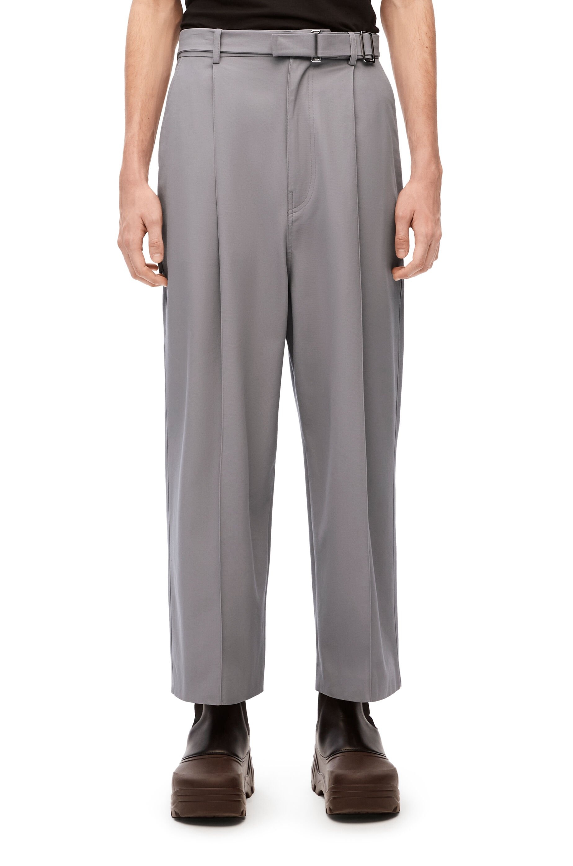 Low crotch trousers in cotton - 1