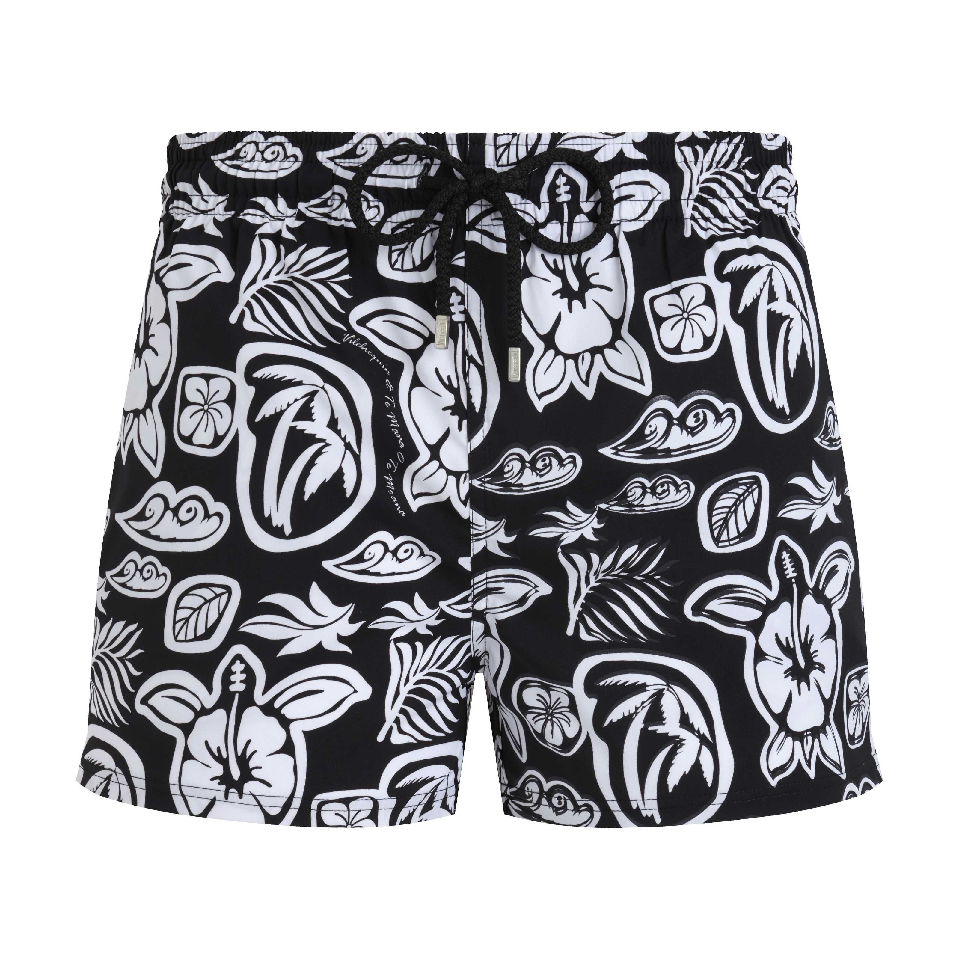 Vilebrequin Men's Tahiti Turtles Stretch Swim Shorts in Noir at Nordstrom - 2
