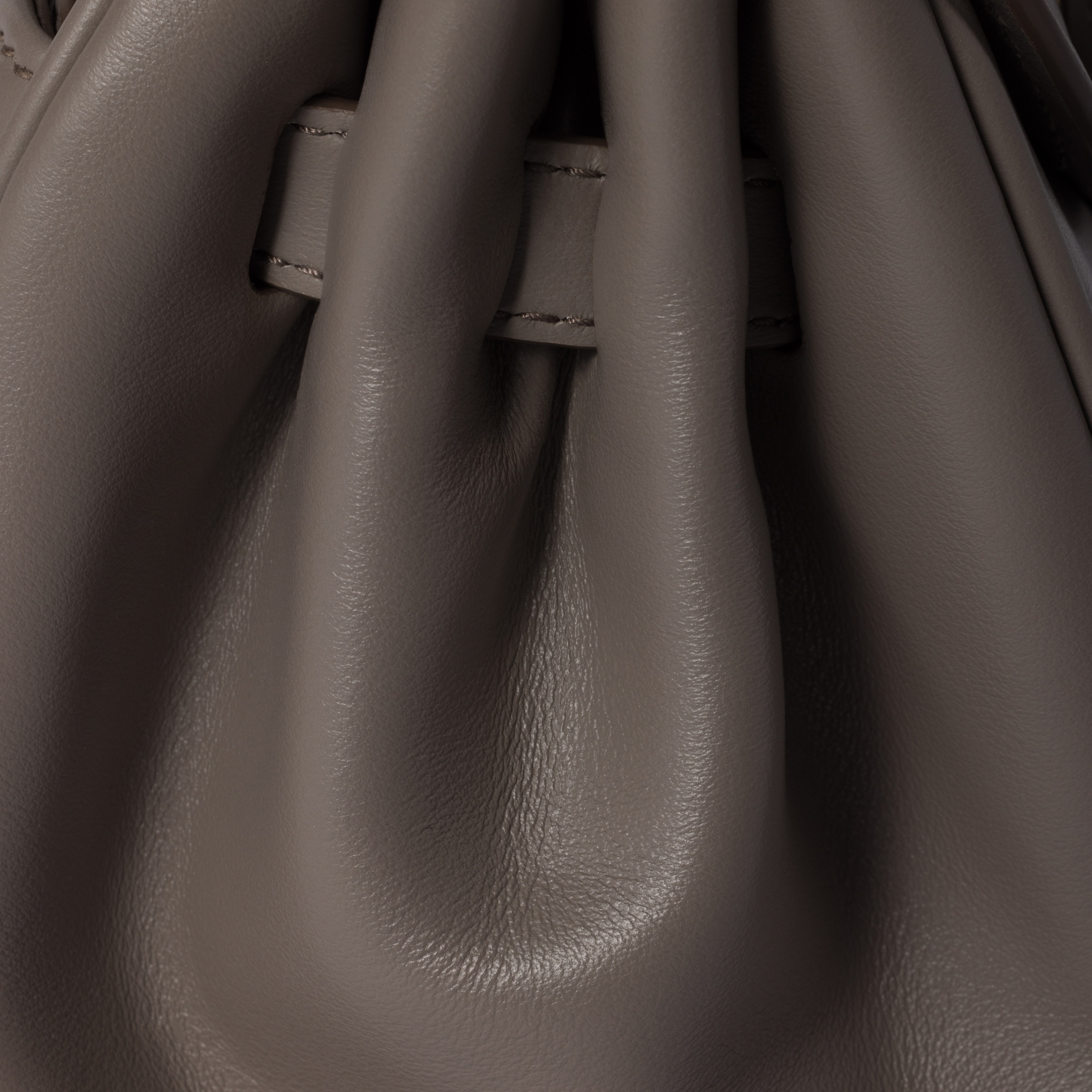Leather shoulder bag - 5