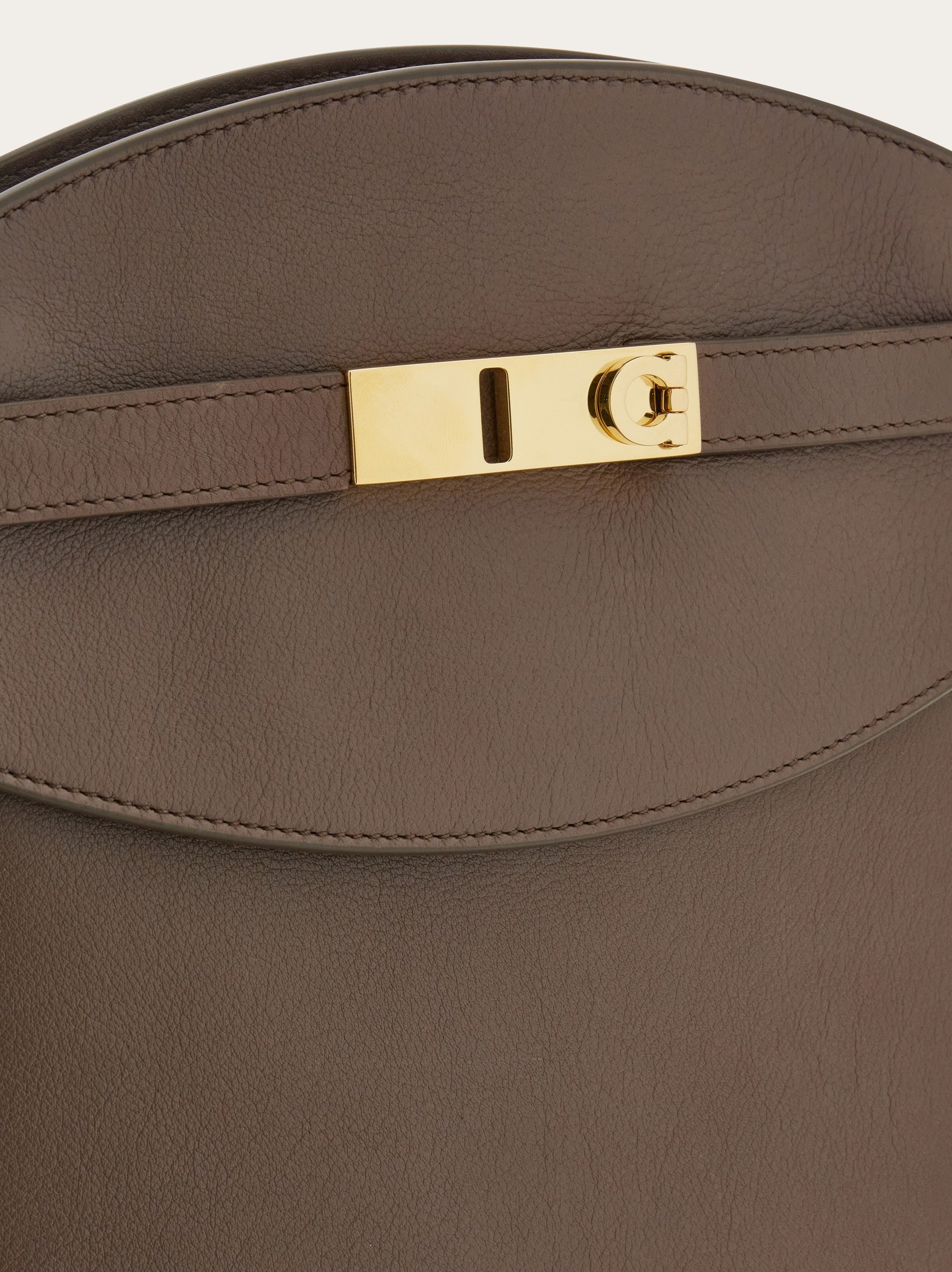 Hug messenger bag - 6
