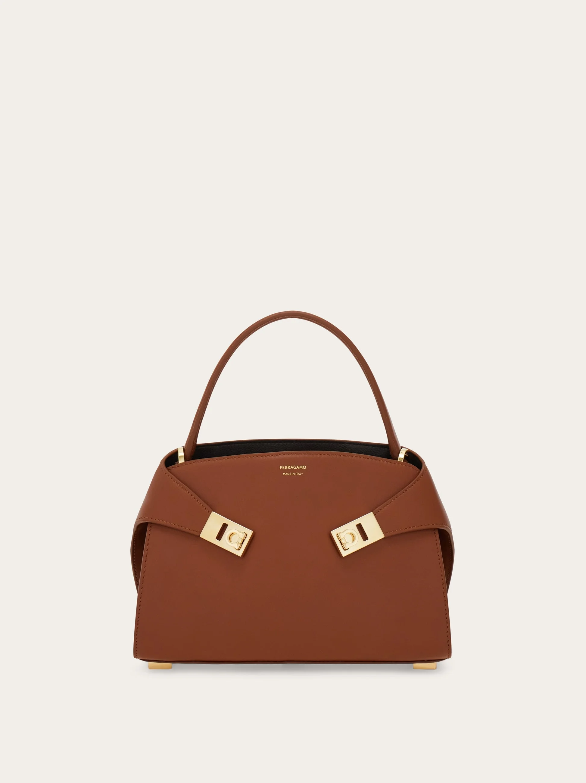 Hug soft bicolor handbag (XS) - 1