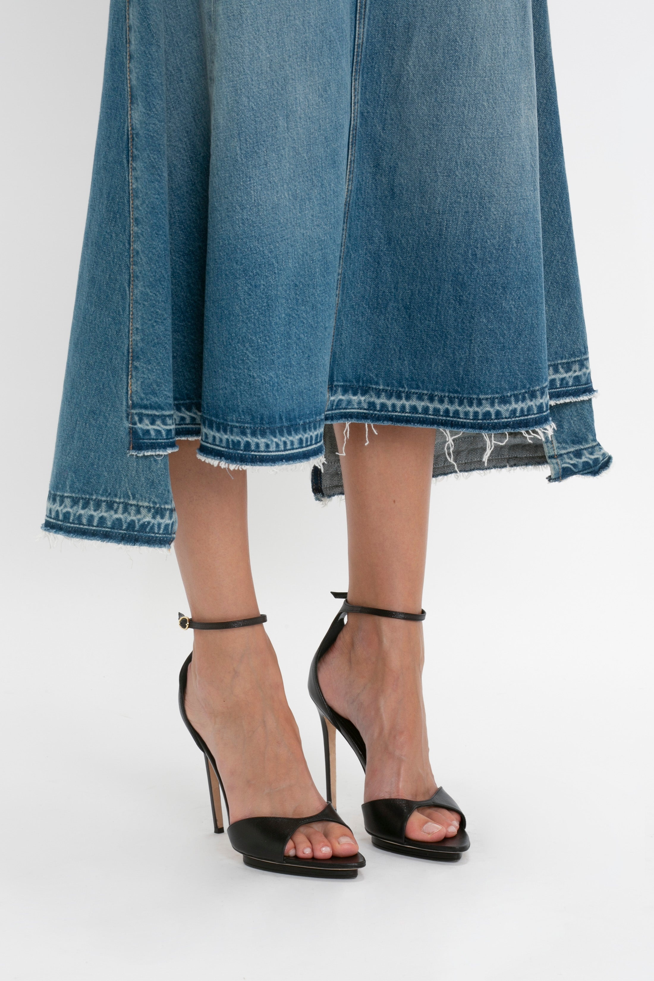 Patched Denim Skirt In Vintage Wash - 7