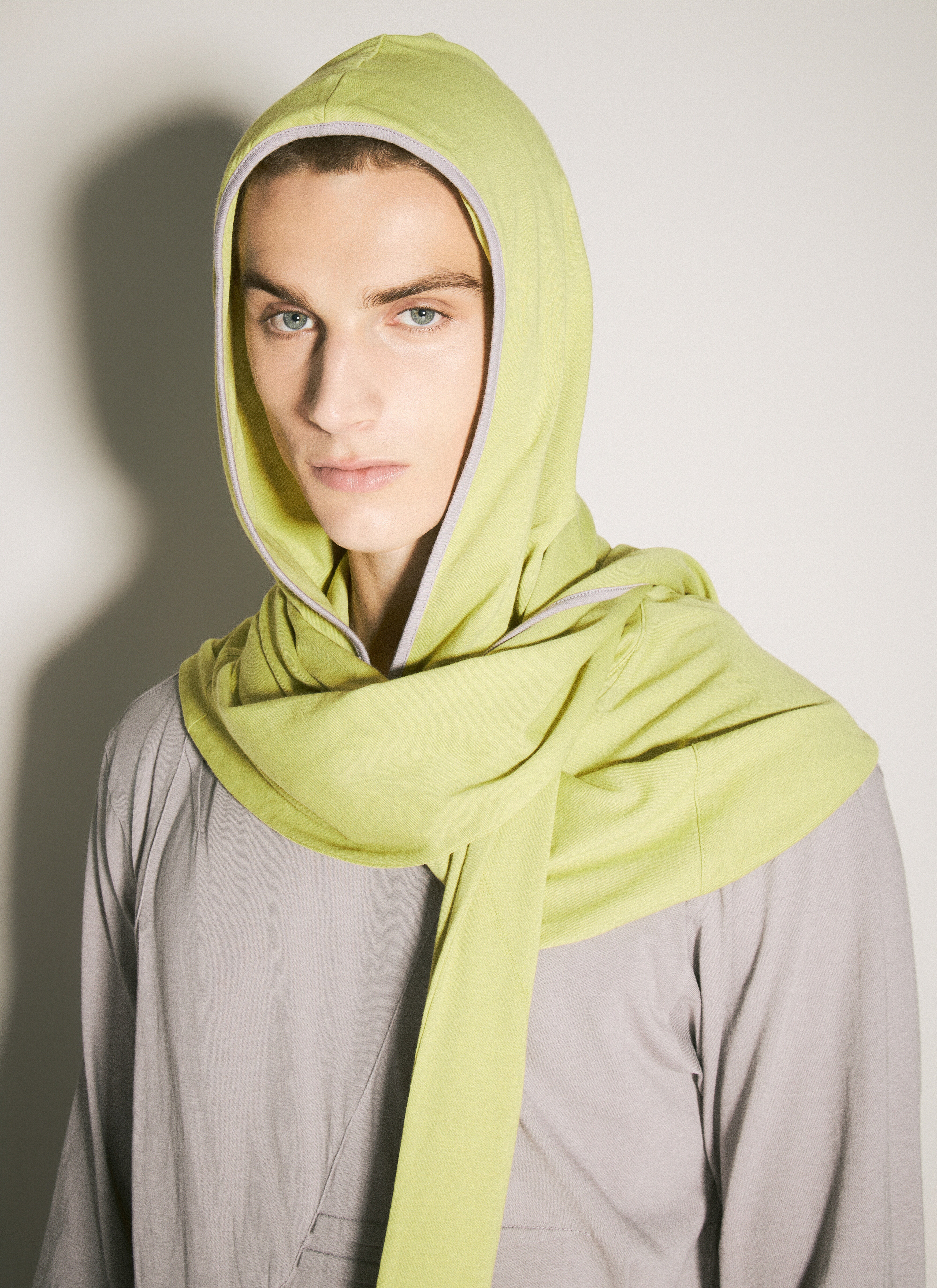 KIKO KOSTADINOV ohne hooded scarf マフラー Kiko Kostadinov Ohne Hooded Scarf | REVERSIBLE