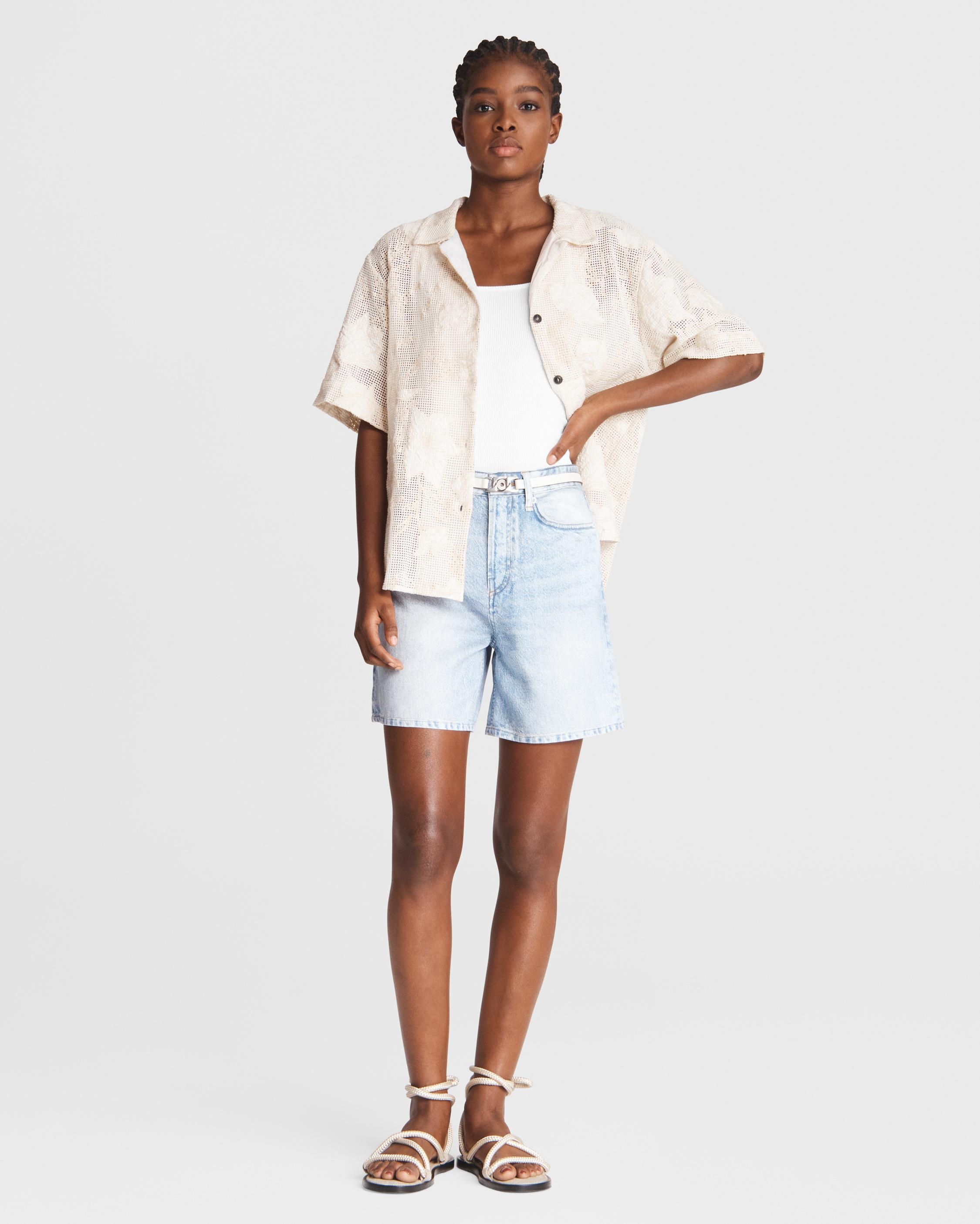 Maya Liquid Miramar 6" Short
Printed Tencel Tromp L'oeil Short - 2