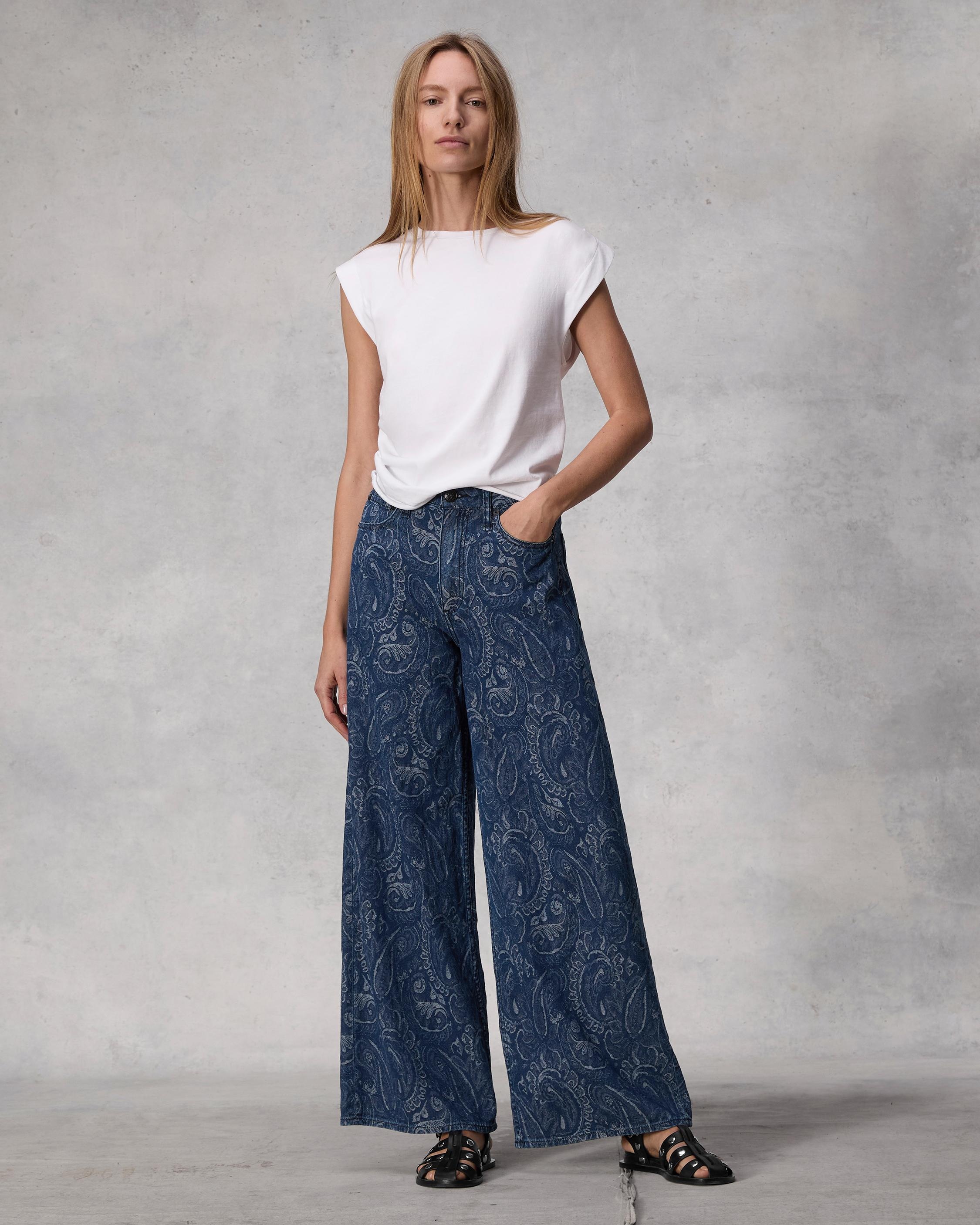 Sofie Ankle Wide-Leg - Indigo Paisley
High-Rise Lightweight Rigid Jean - 2