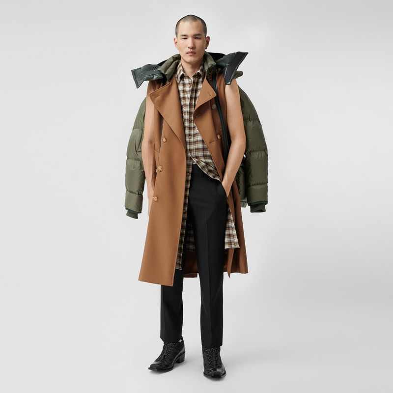 Burberry Sleeveless Wool Trench Coat with Detachable Puffer outlook