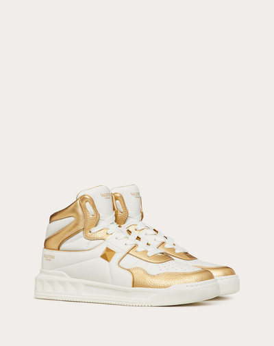 Valentino ONE STUD Mid-Top Nappa Sneaker with metallic details outlook