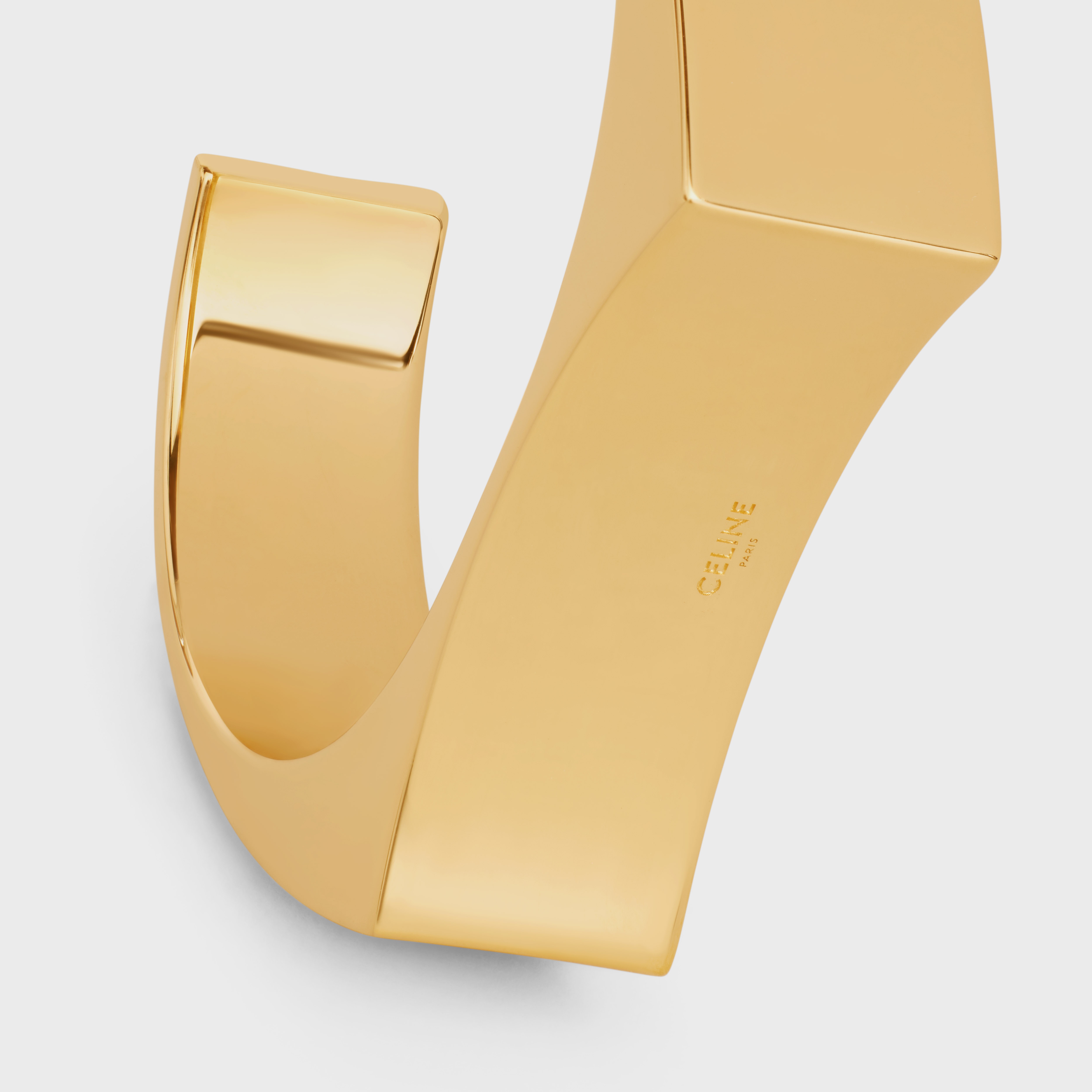 Formes Abstraites Concave Cuff in Brass with Gold Finish - 4