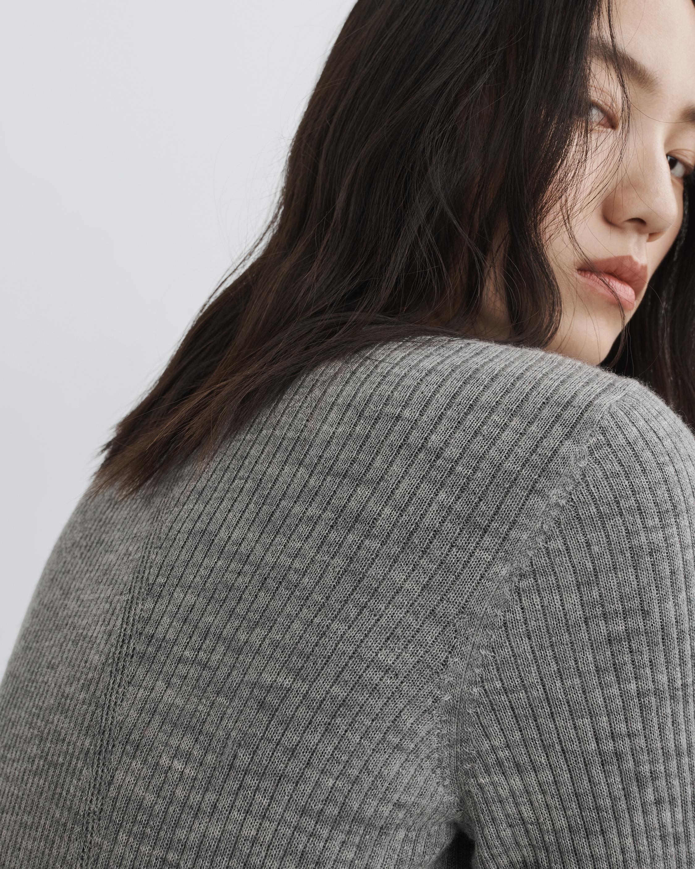Mandee Ribbed Cashmere Crew
Slim Fit Sweater - 7