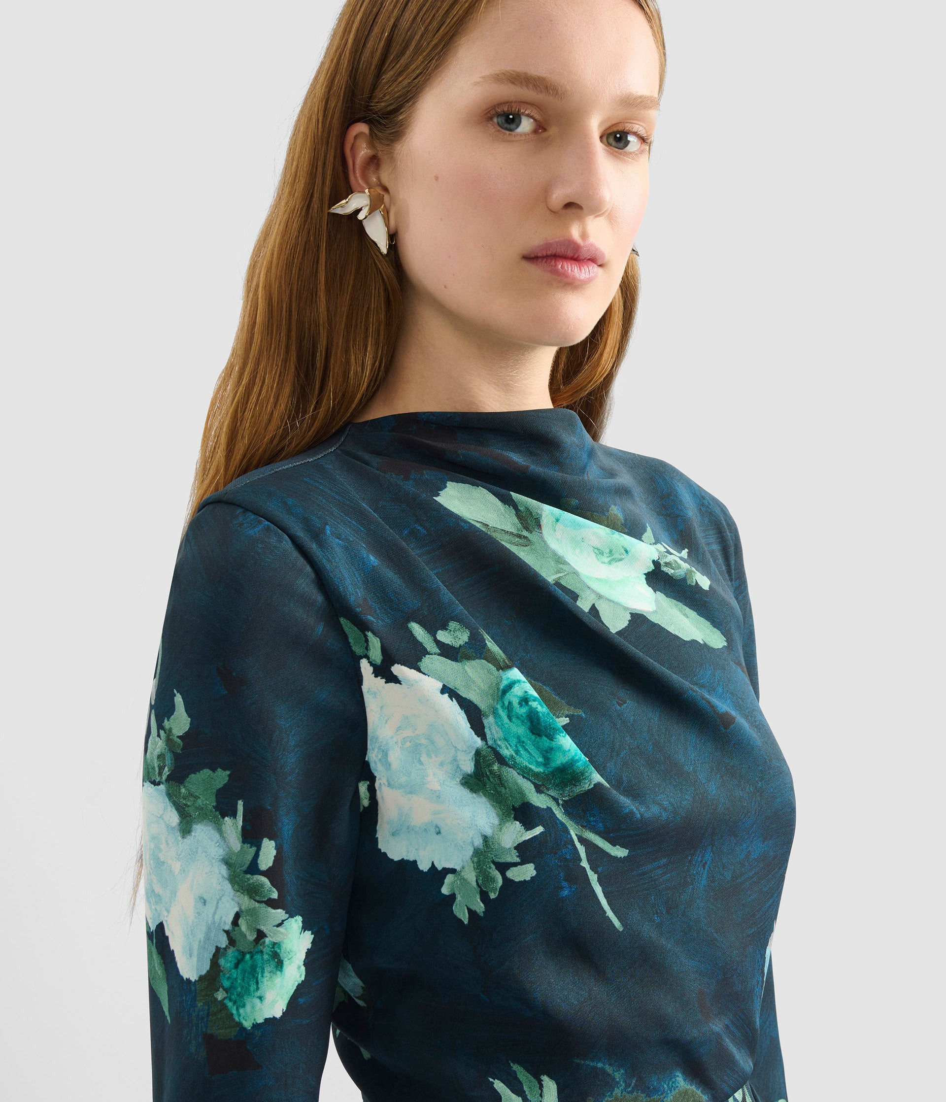 LONG SLEEVE DRAPED MIDI DRESS - 4