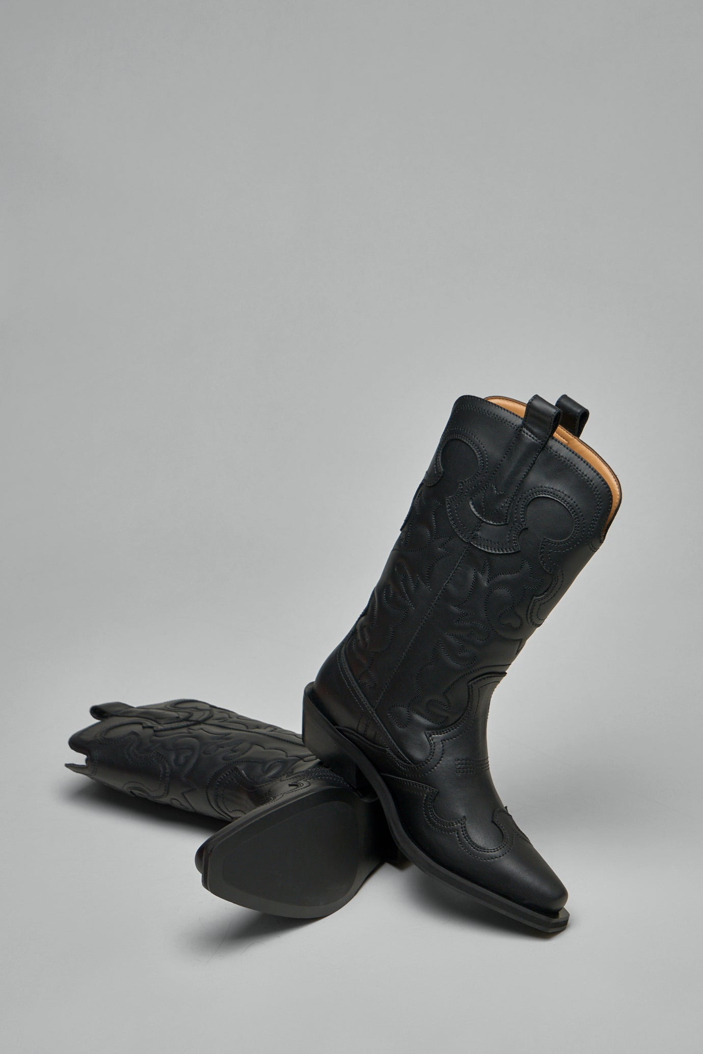 Mid Shaft Embroidered Western Boots - 6