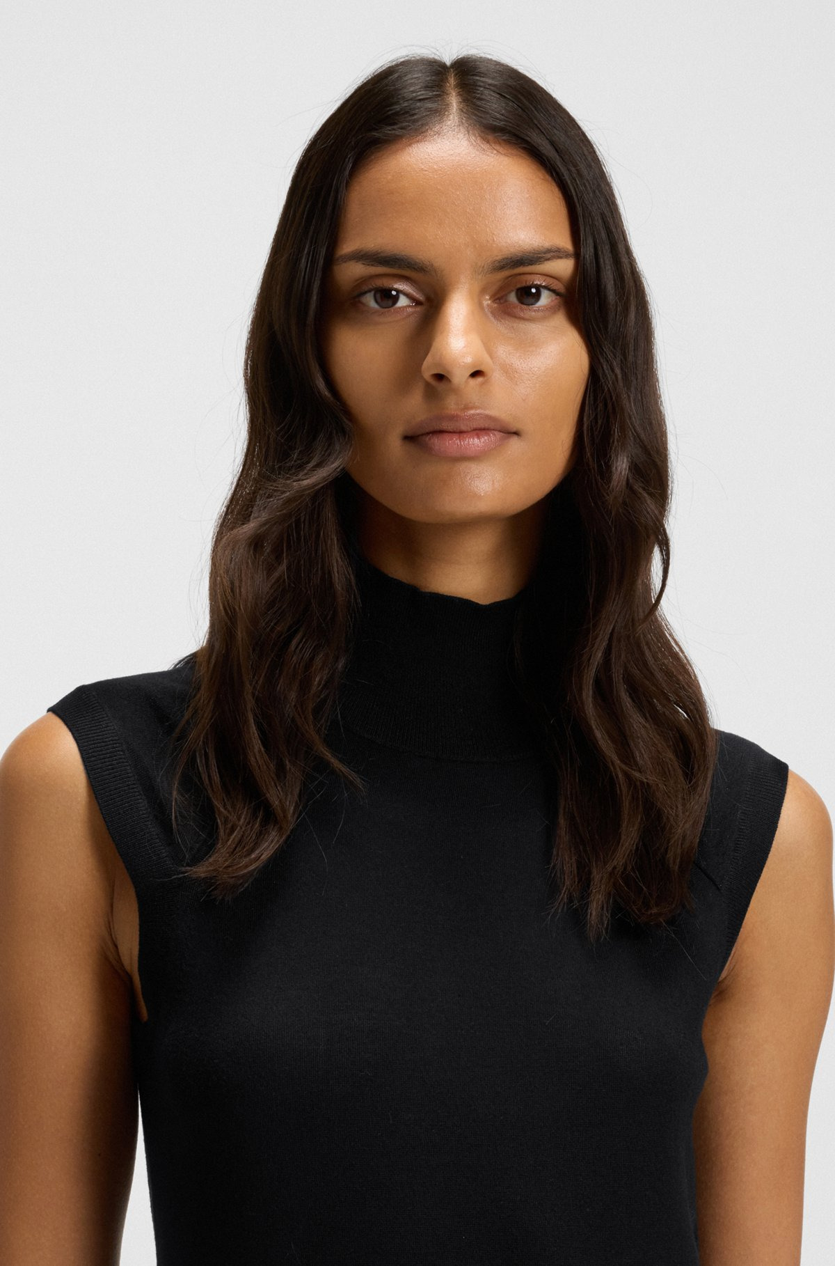 HIGH-NECK TOP IN MERINO WOOL - 5