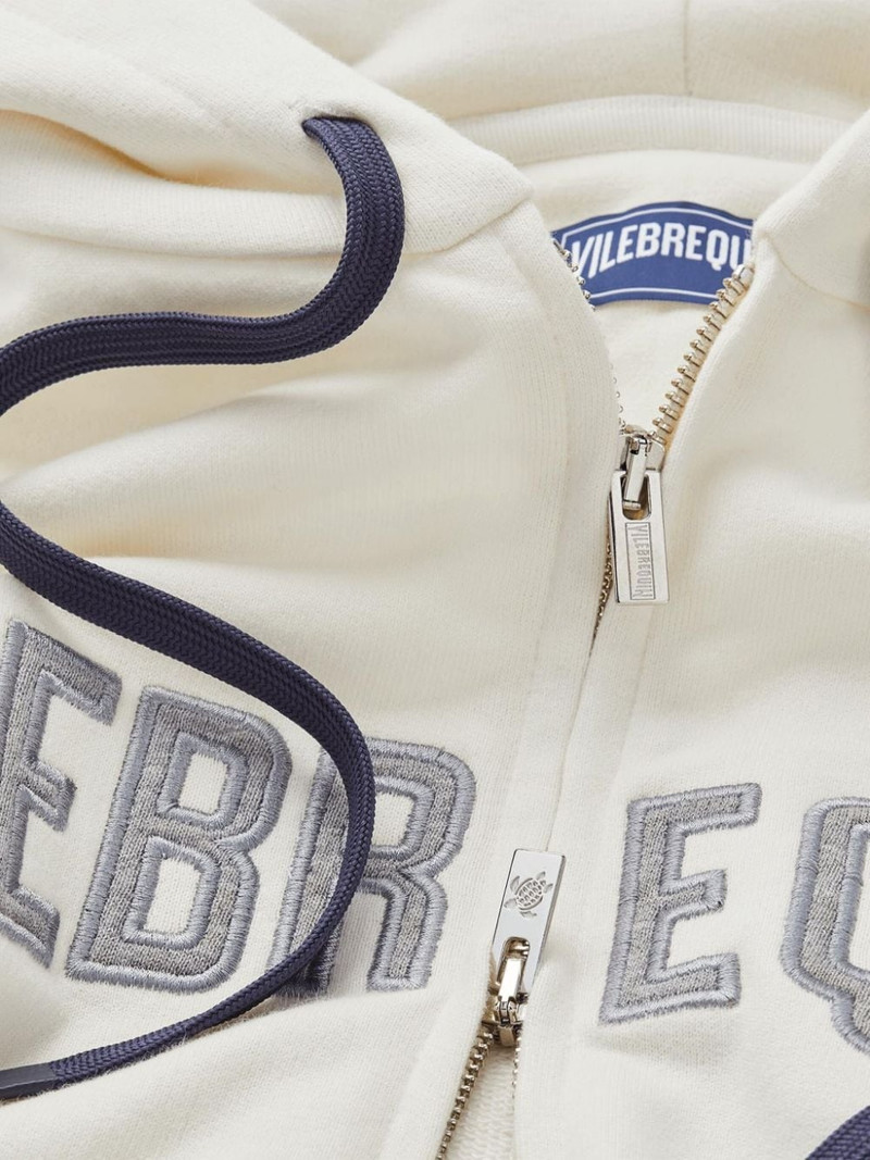 logo hoodie 3