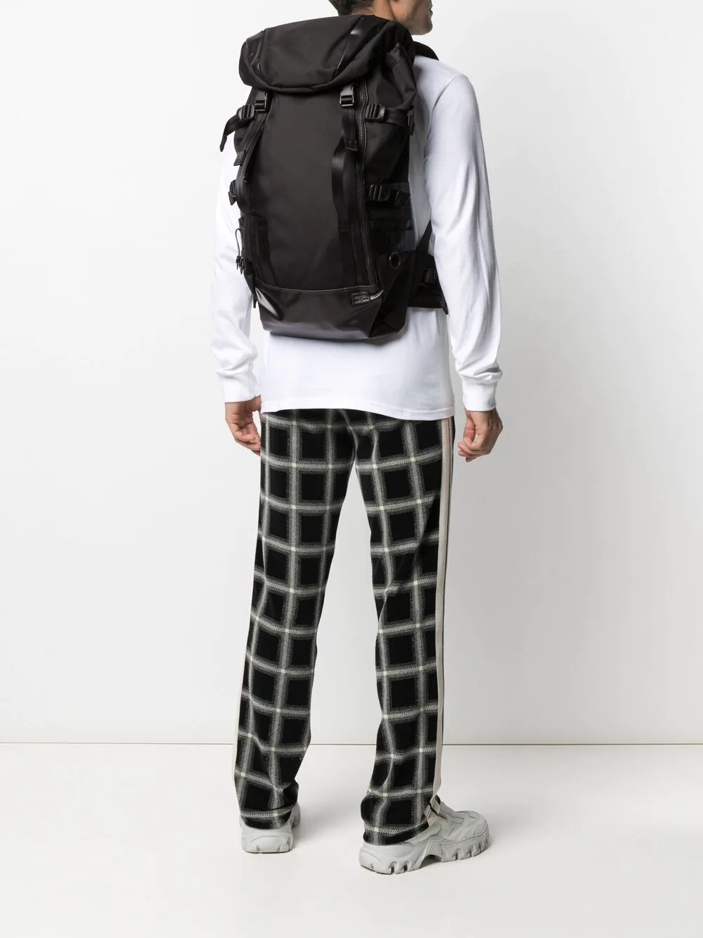 logo patch buckled backpack - 2