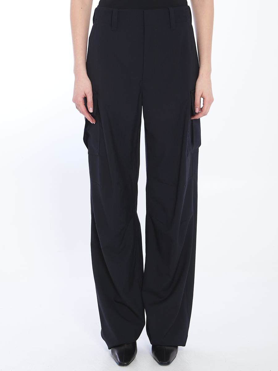 【BOTTEGA VENETA】fine wool cargo trousers Bottega Veneta: Women's Fine Wool Cargo Trousers (Midnight