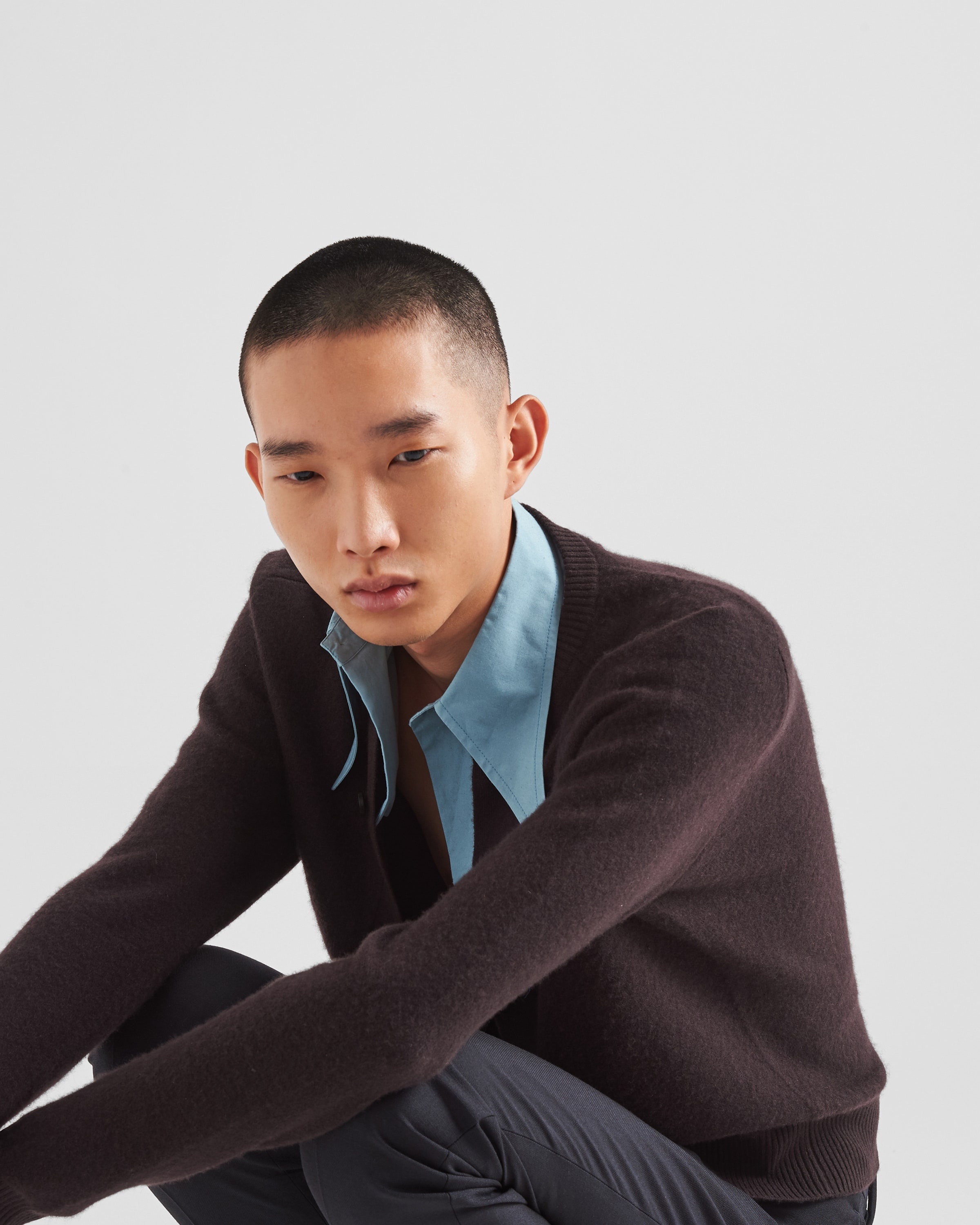 Cashmere cardigan with collar - 4