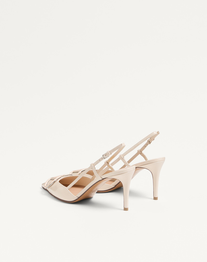 VLOGO SIGNATURE PATENT LEATHER SLINGBACK PUMP 80MM / 3.15 IN. 5