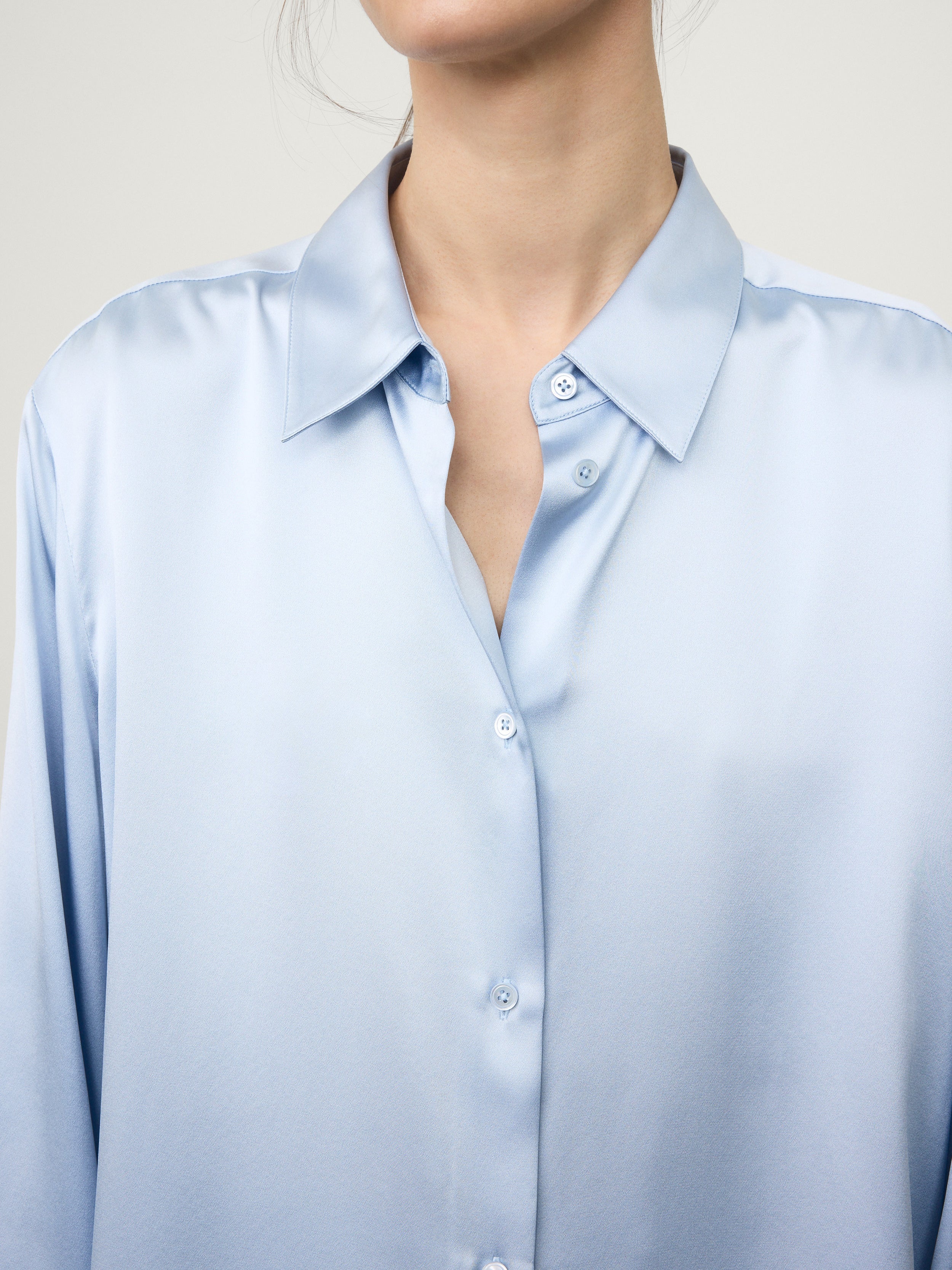 The Long Sleeved Button-Up Shirt - 5