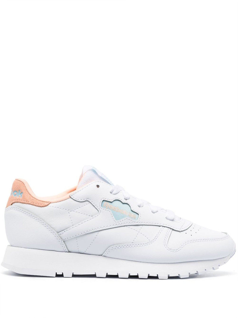 Classic low-top sneakers 1