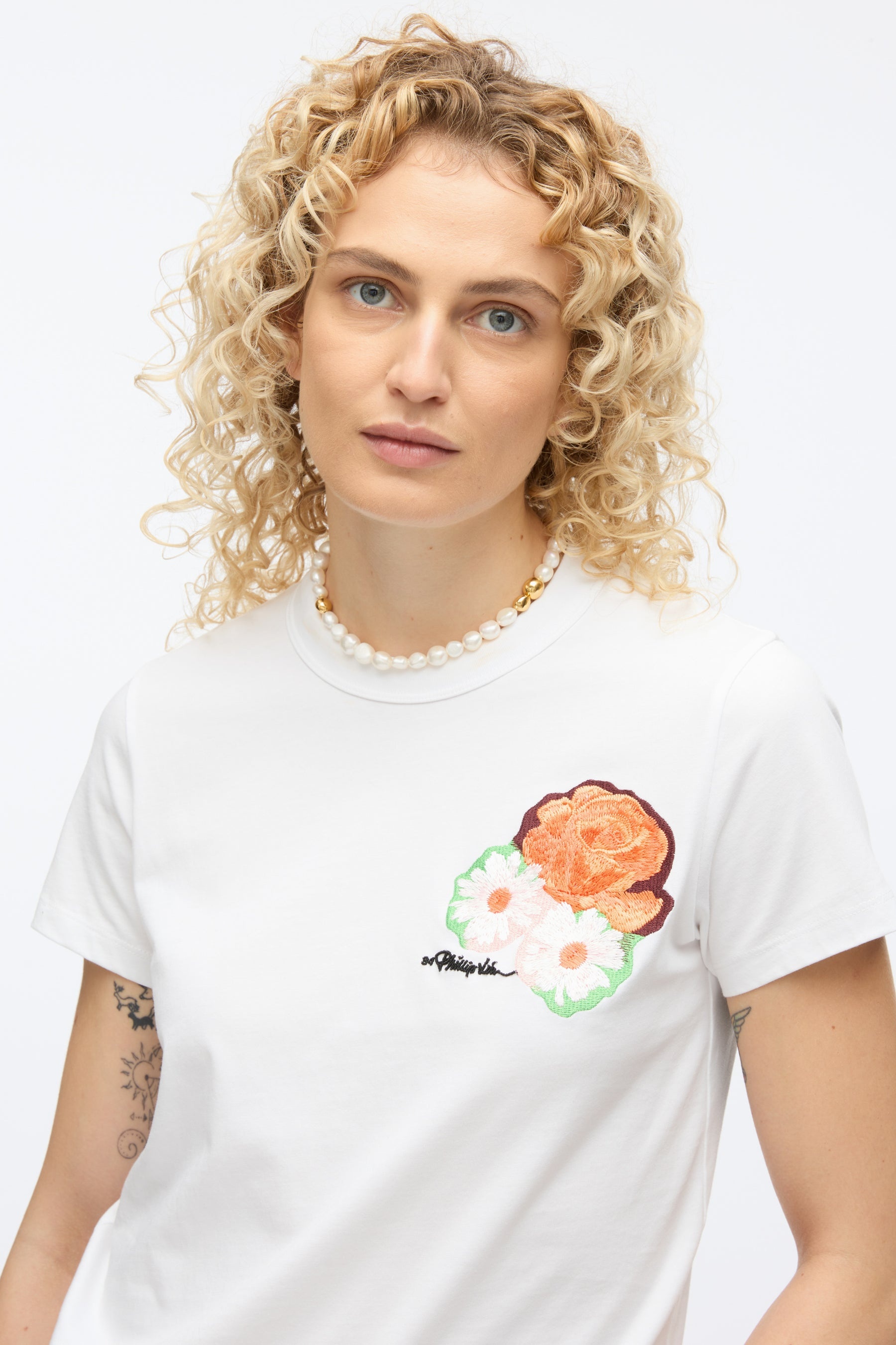 Cropped Tee with Bouquet Embroidery - 6