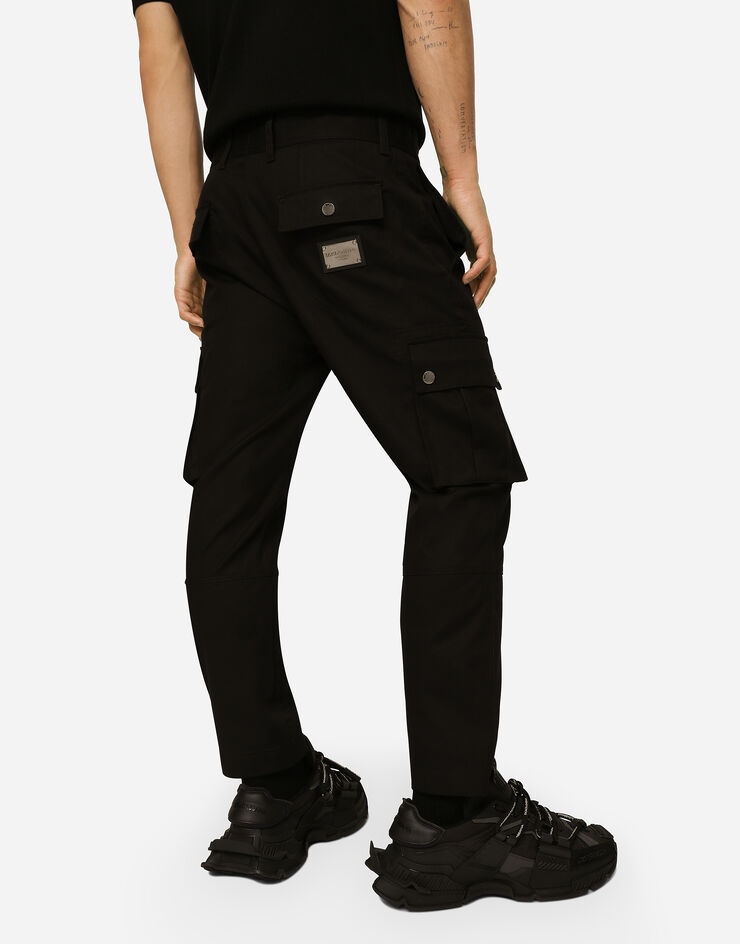 Cotton cargo pants with branded tag - 4