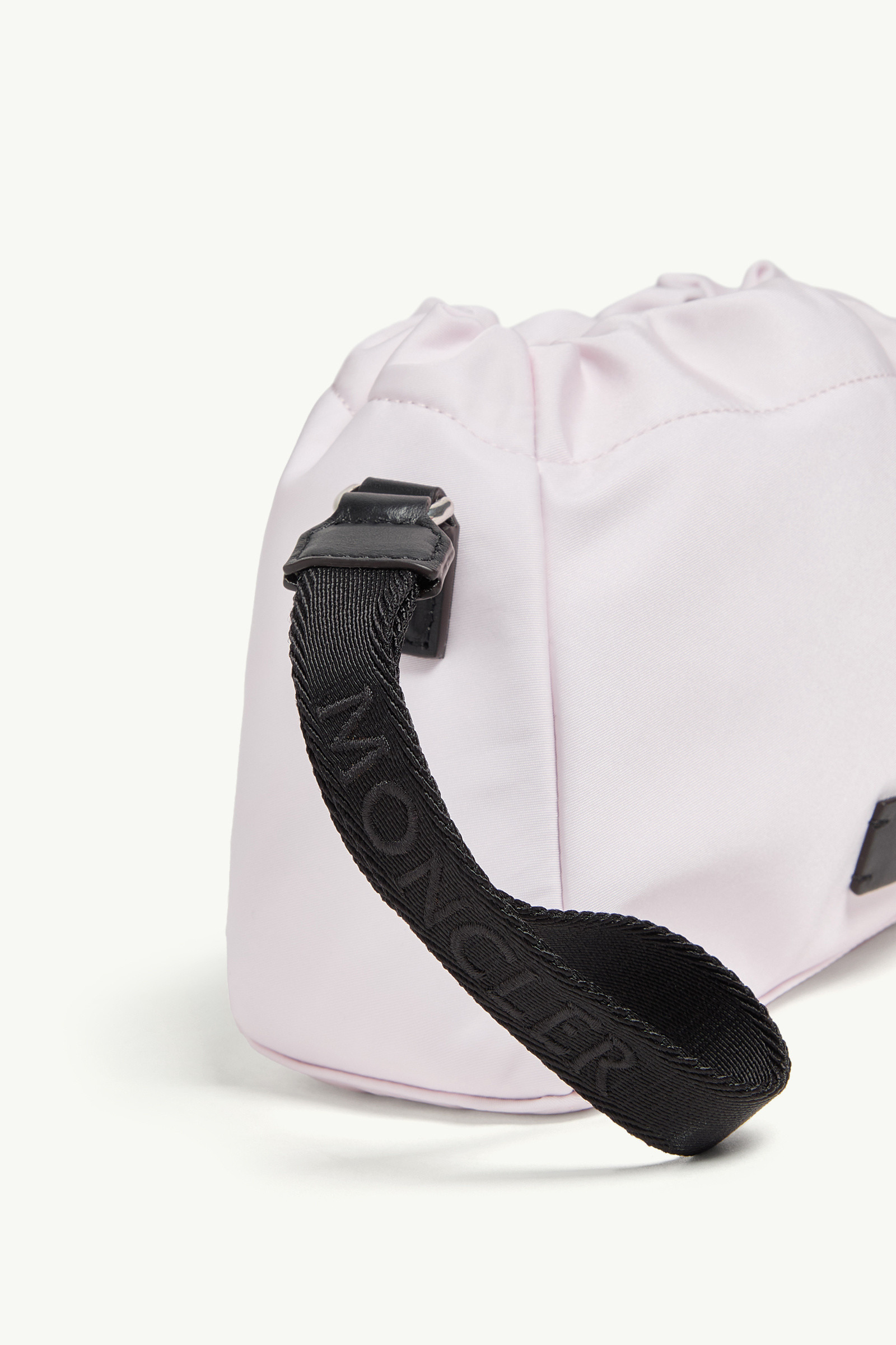 Trick Water-Repellent Pouch - 6