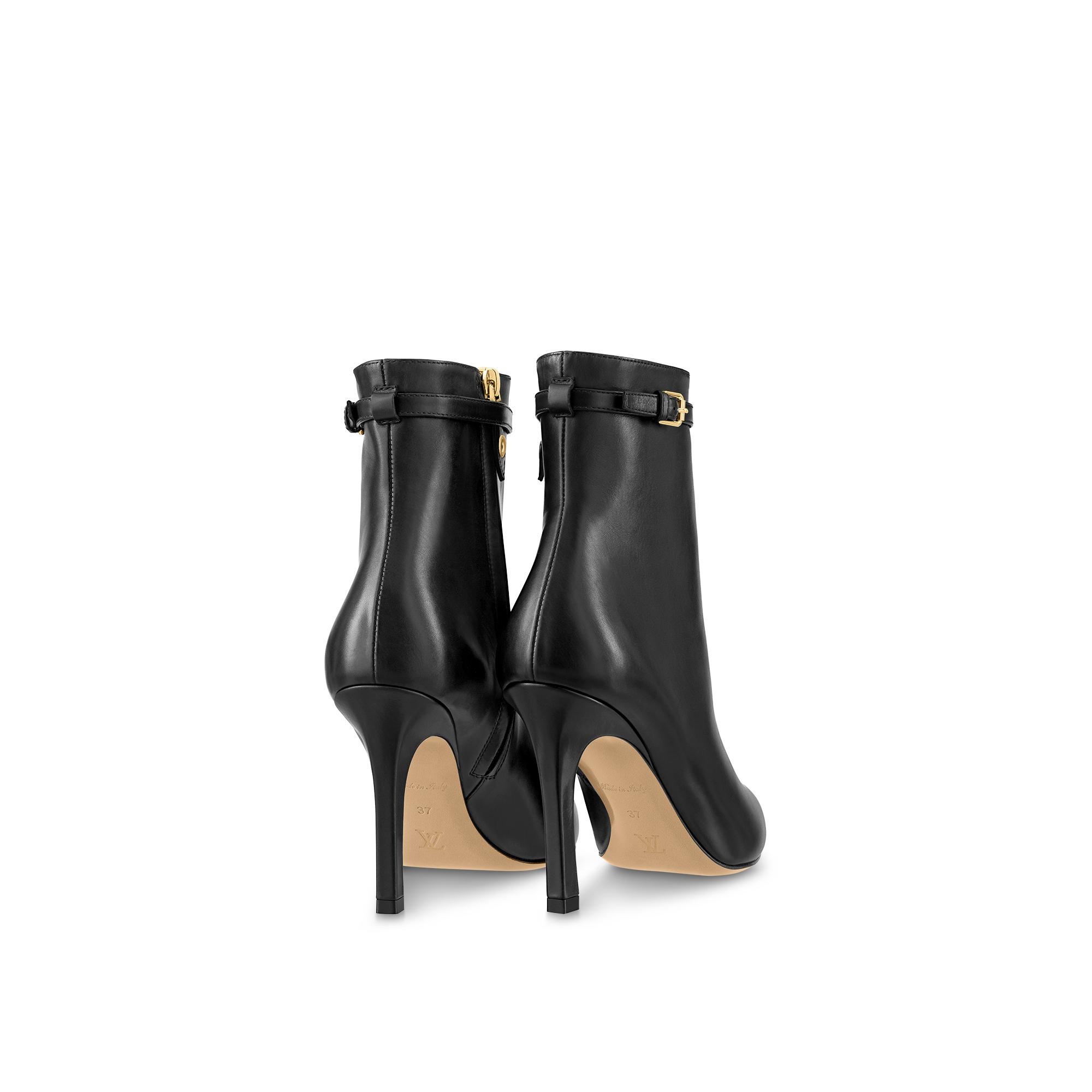 Signature Ankle Boot - 4