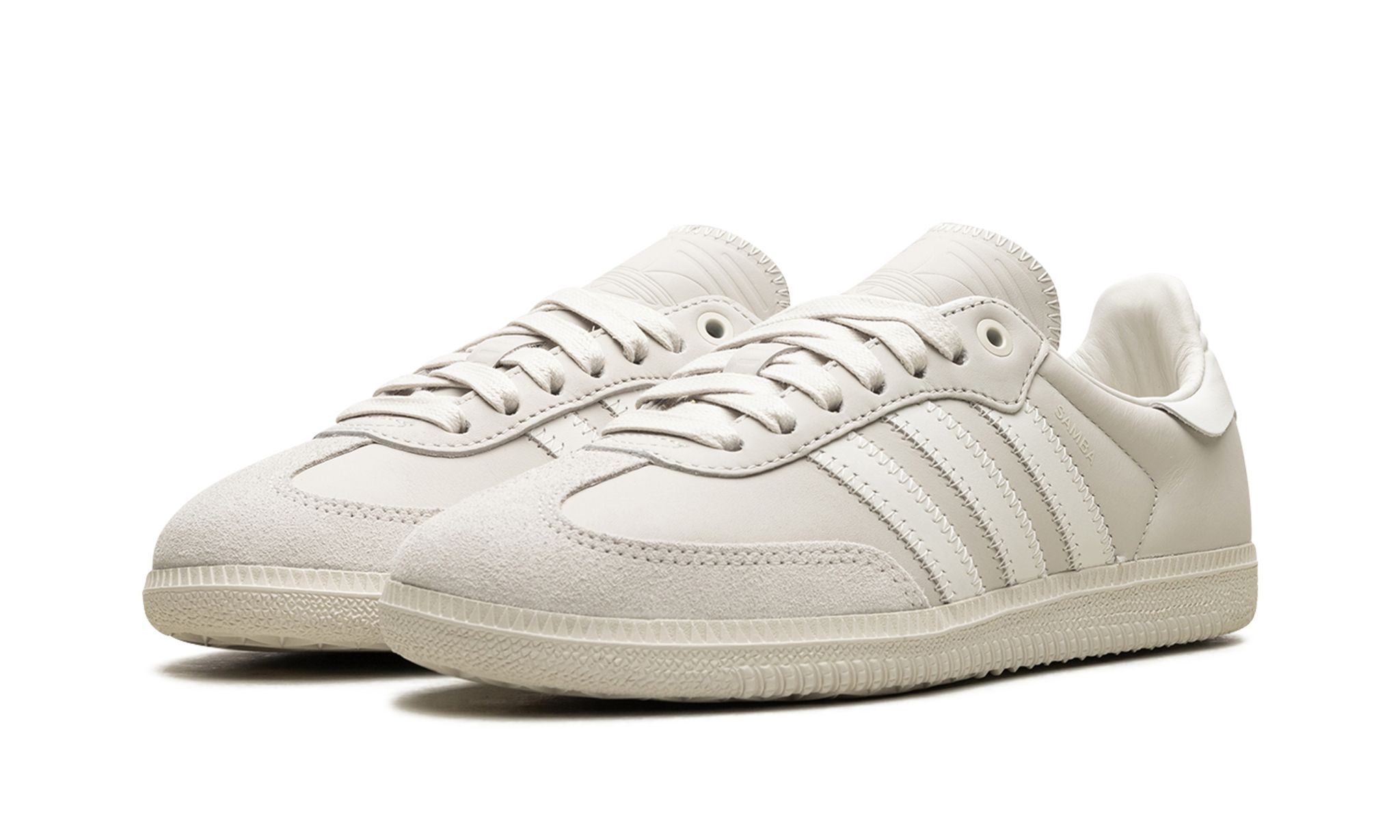 Samba "Pharrell Williams - Cloud White" - 2