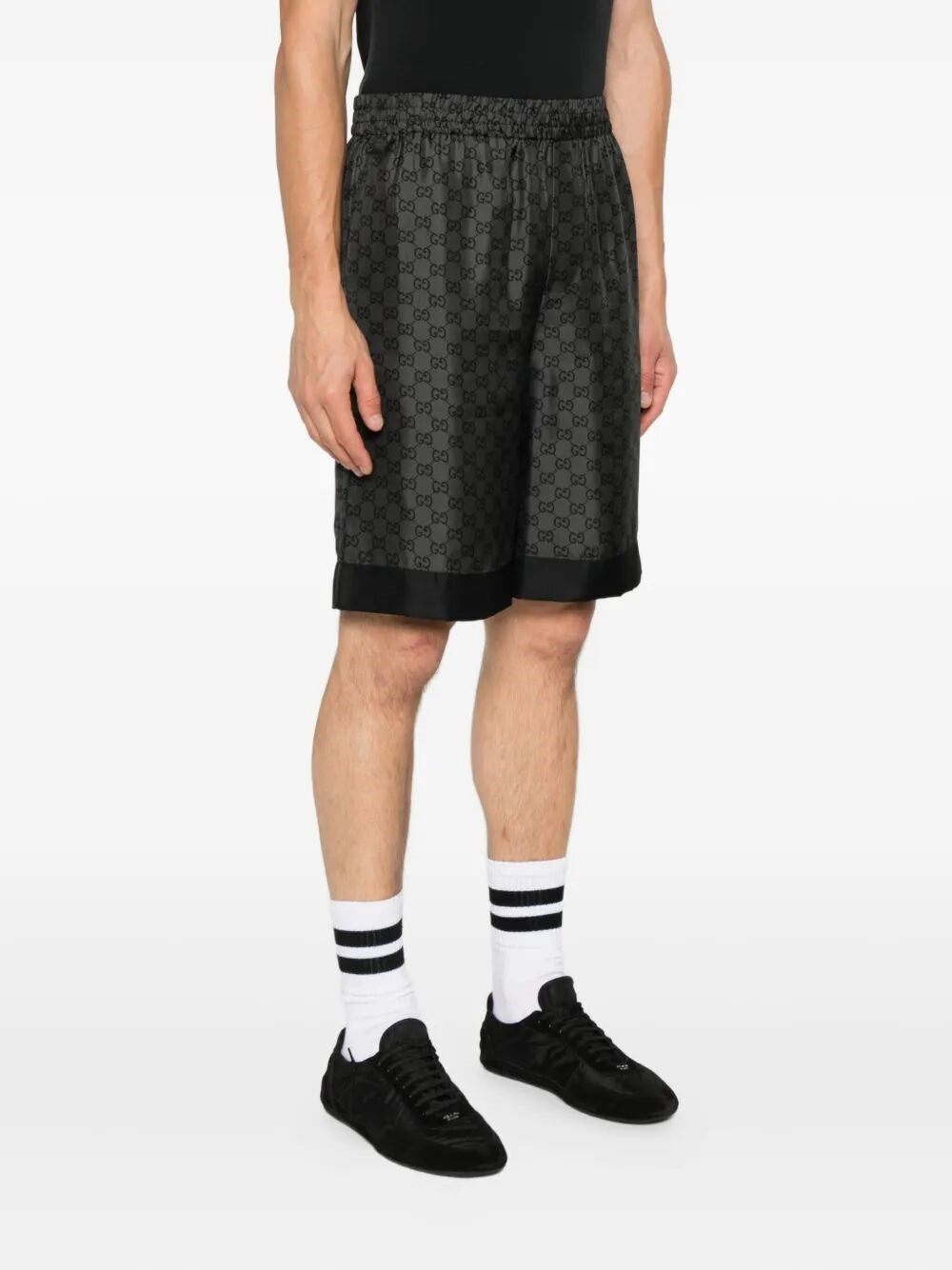 Gucci Men `Gg` Short Pants - 5