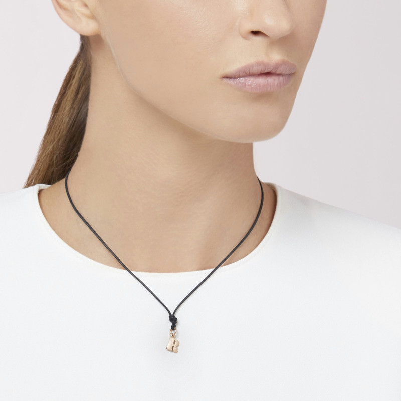 DoDo ROSE GOLD LETTER R CHARM outlook