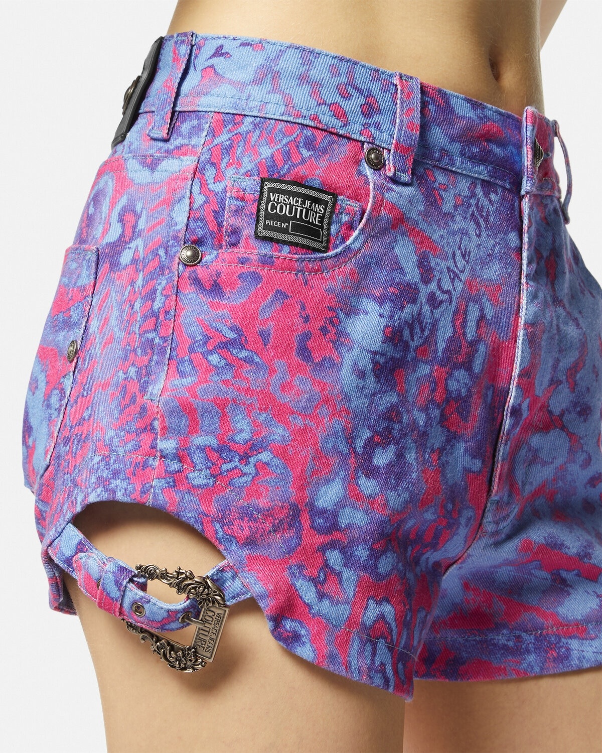Animalier Baroque Buckle Denim Shorts - 3