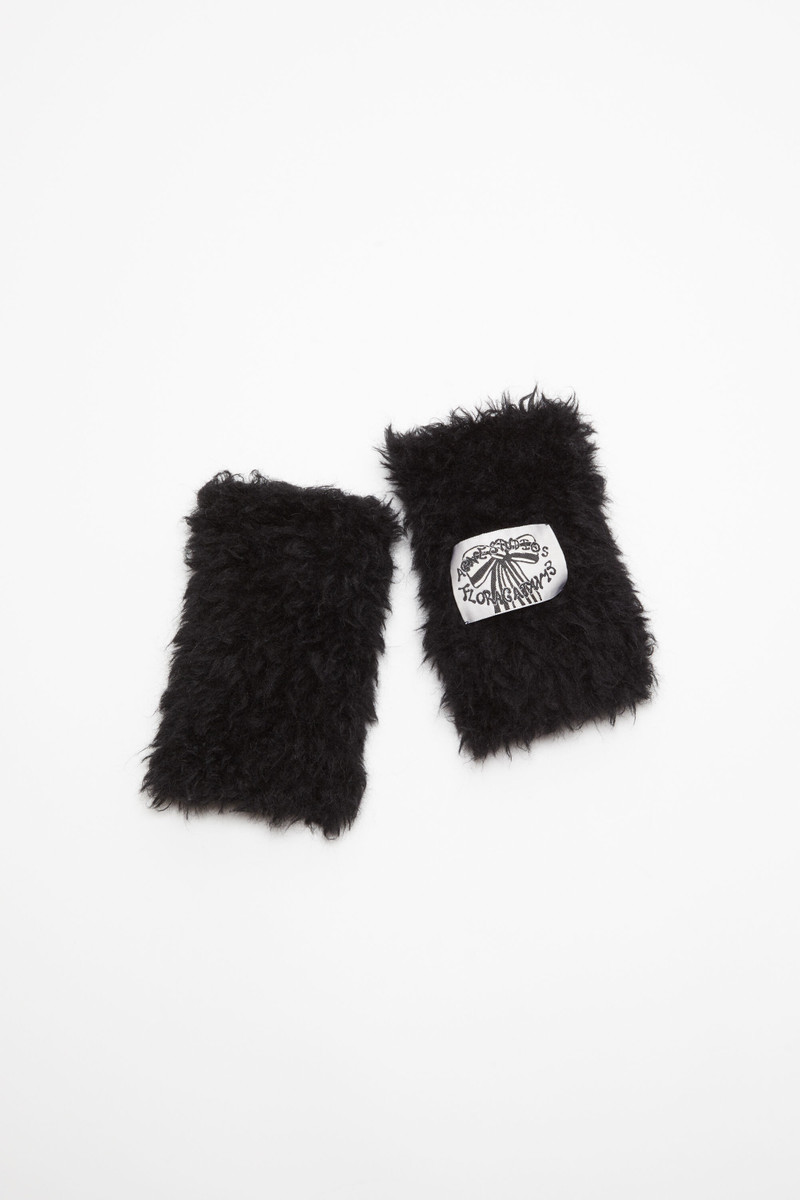 Fluffy mittens - Black 1