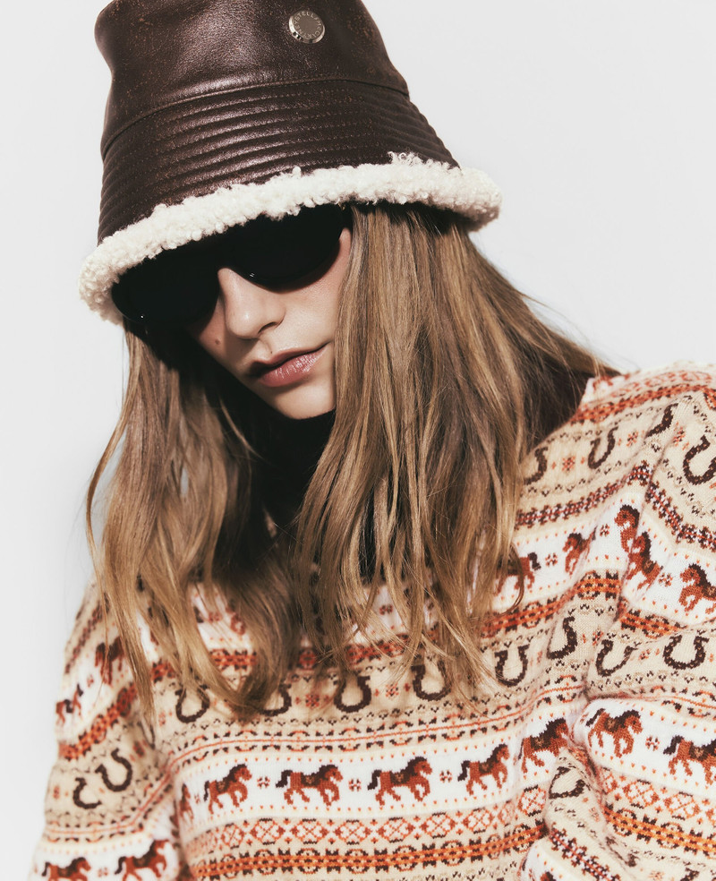 Stella McCartney Logo Plush-Lined Bucket Hat outlook