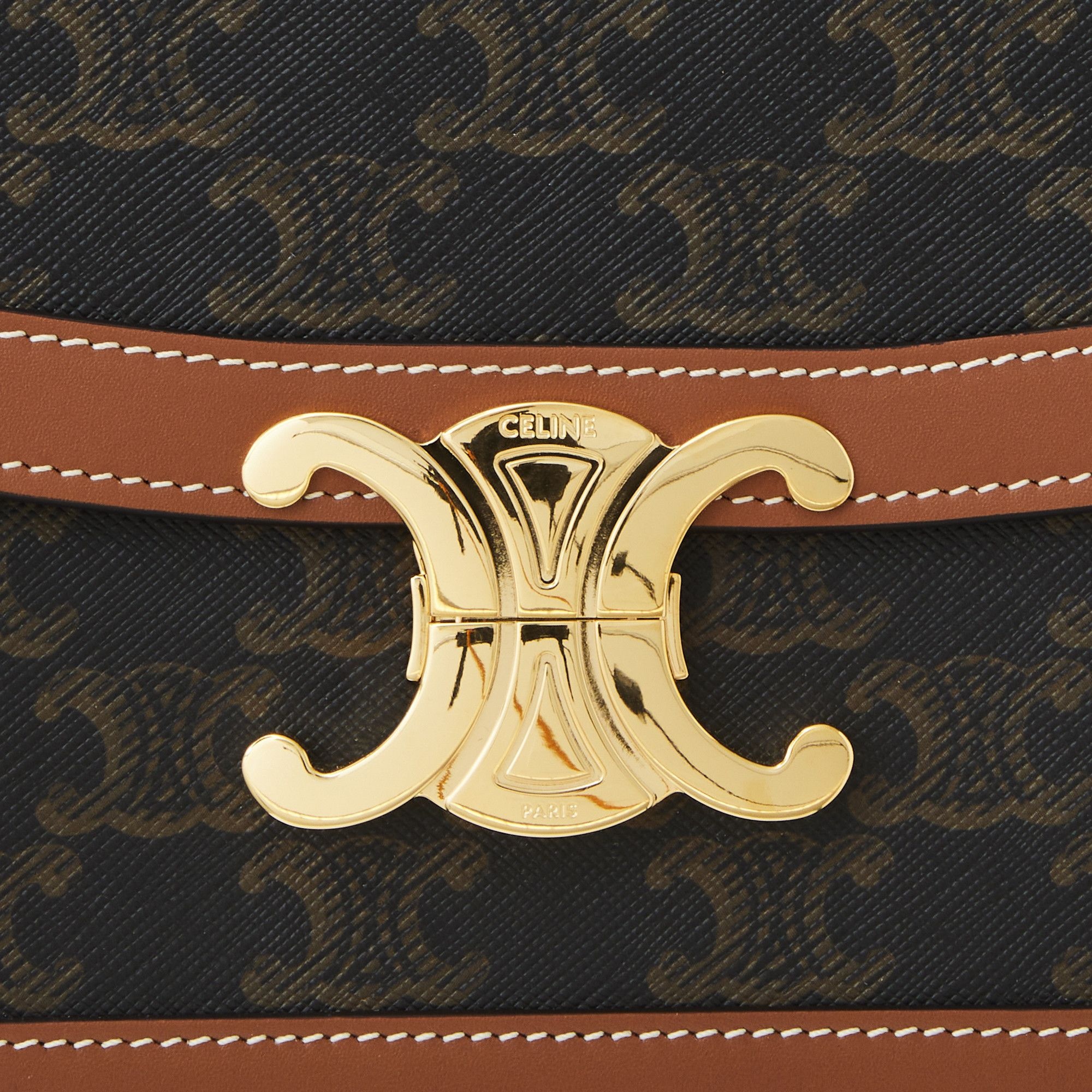 CELINE Teen Triomphe Bag 'Ivory' - 3