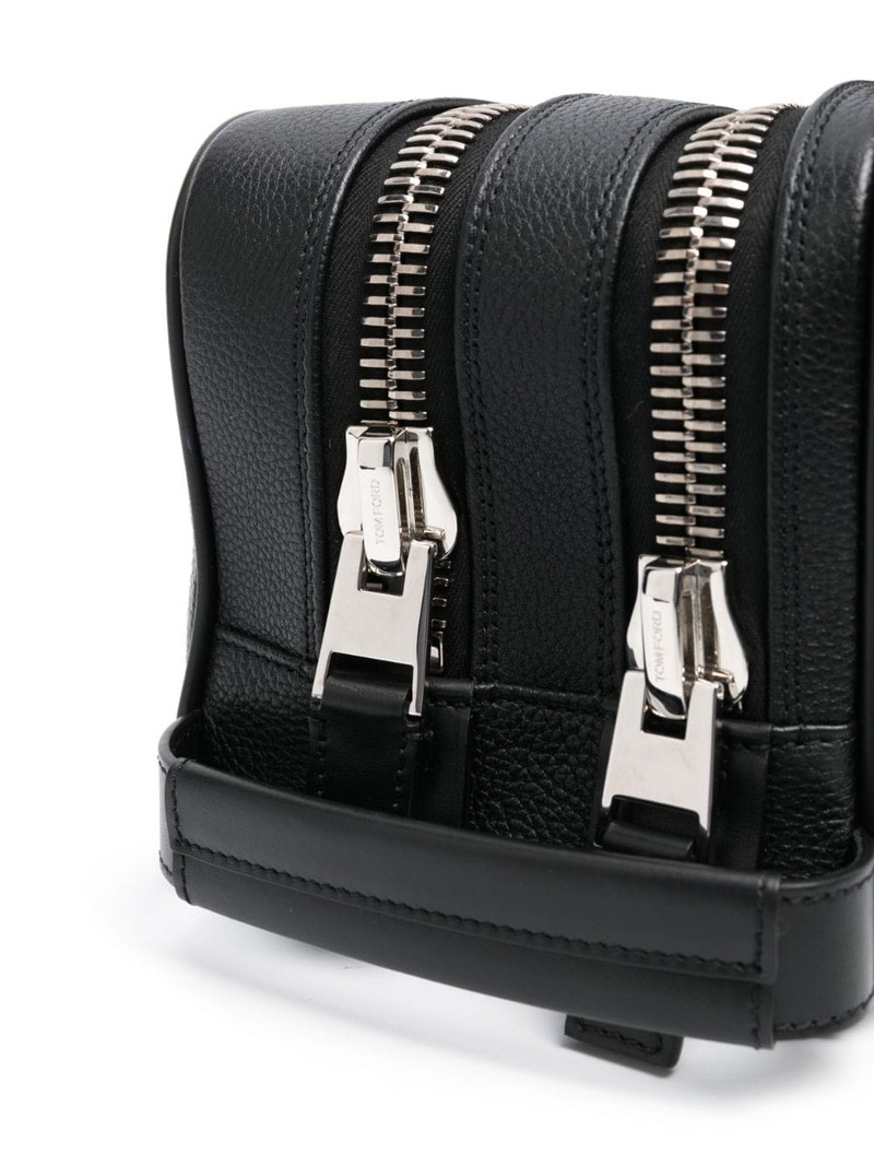 grained leather wash bag 3